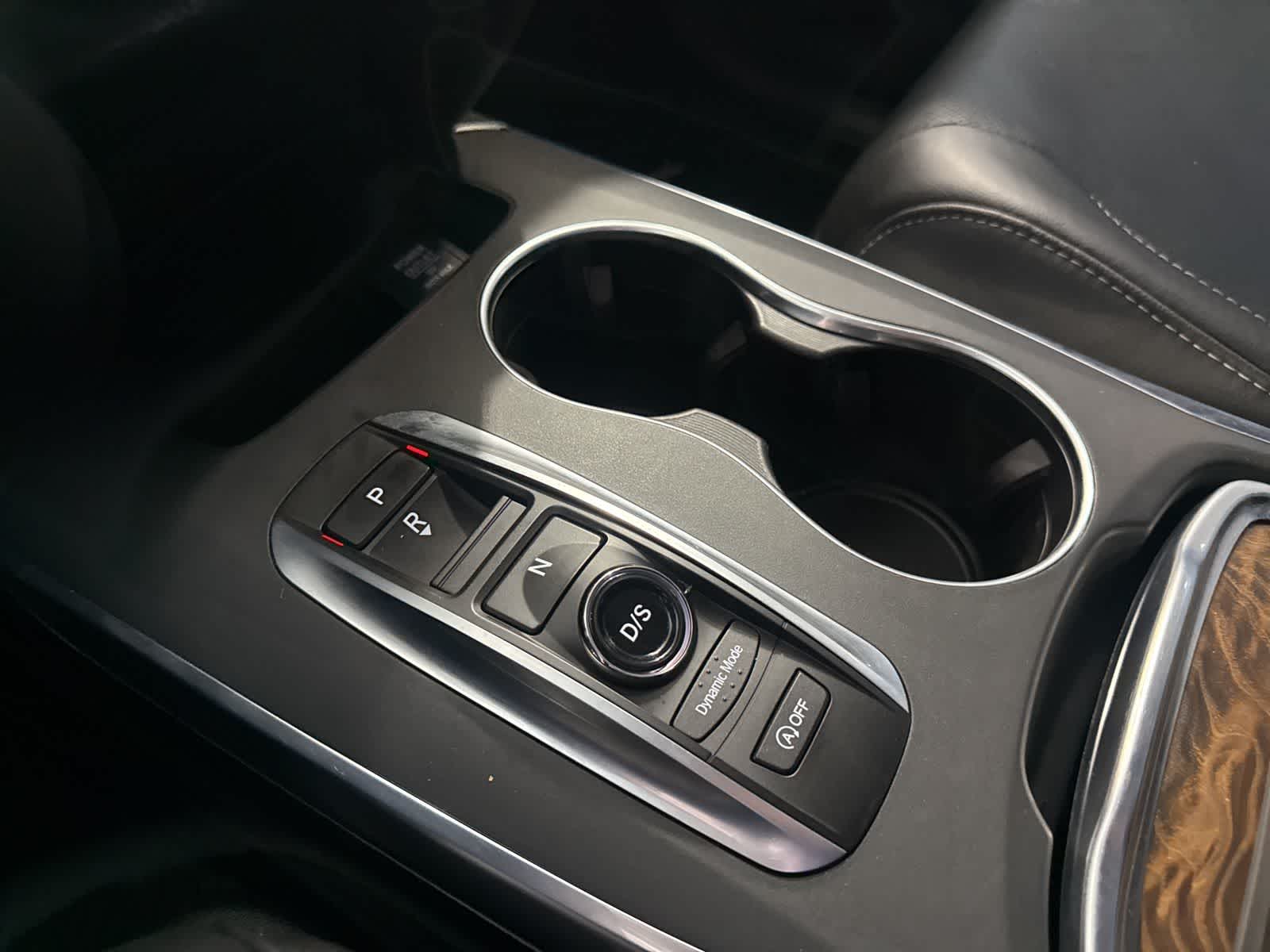 Thumbnail: 2020 Acura MDX - 26