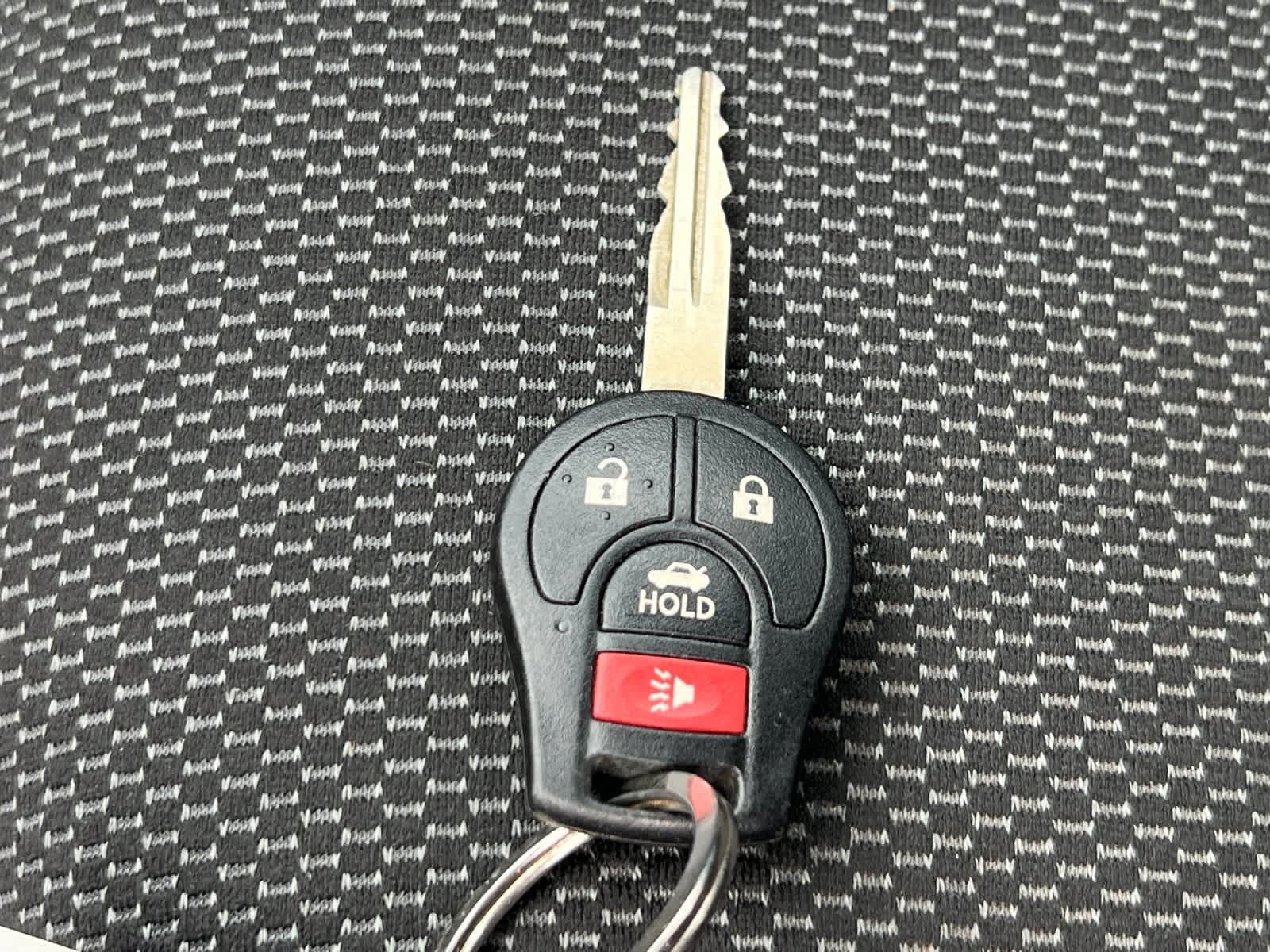 Thumbnail: 2016 Nissan Sentra - 25