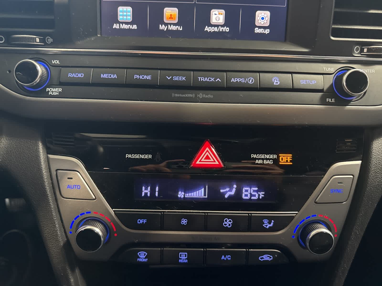 Thumbnail: 2017 Hyundai Elantra - 26