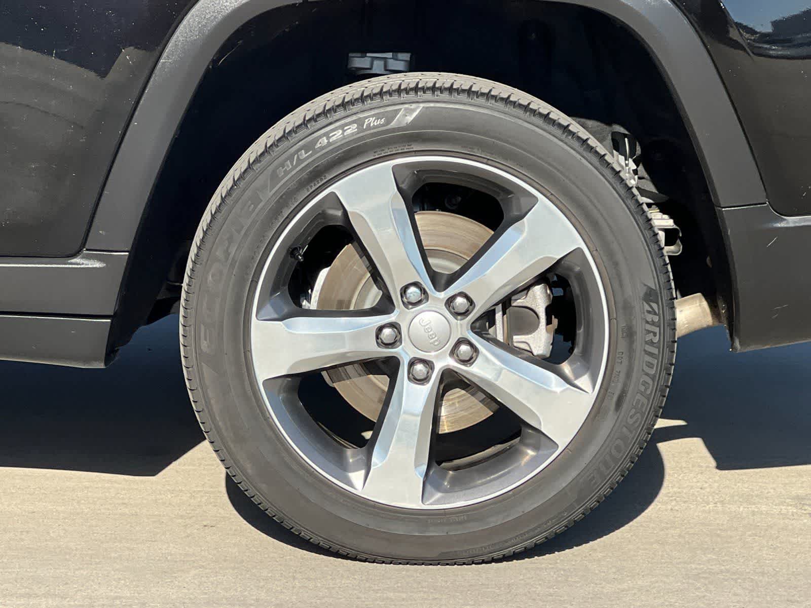 Thumbnail: 2022 Jeep Grand Cherokee L - 28