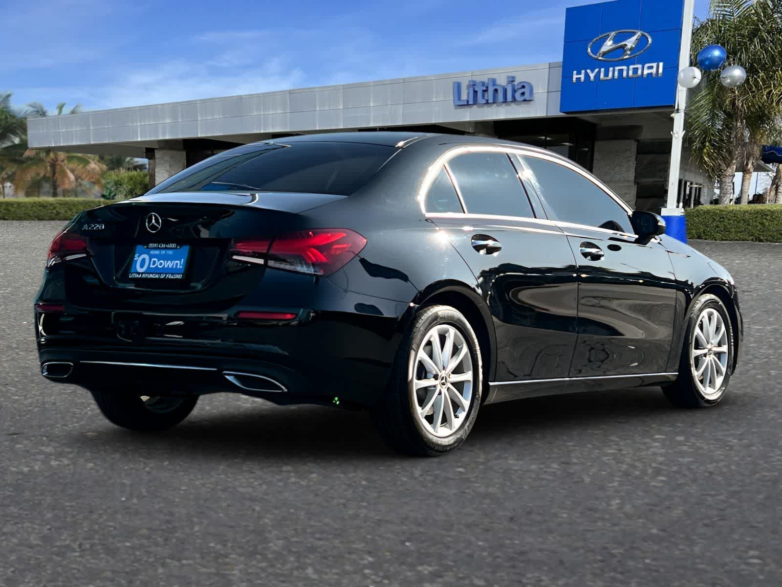 2020 Mercedes-Benz A-Class A 220 photo 2