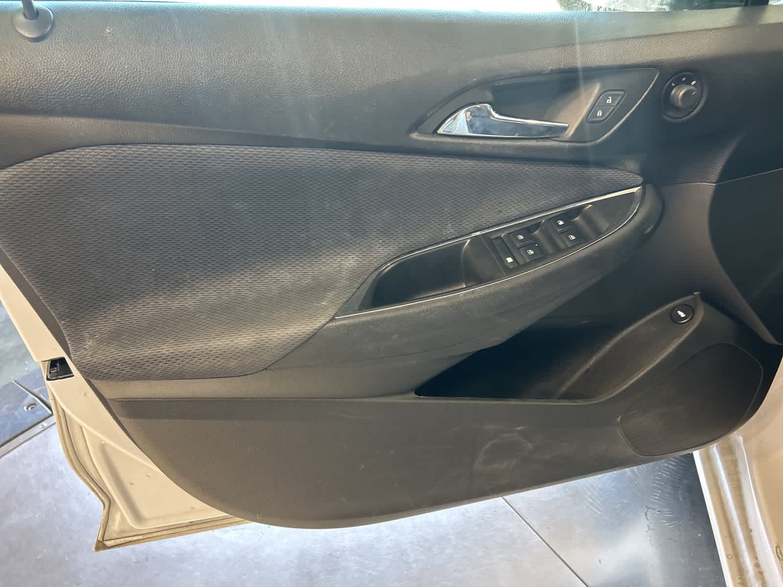 2019 Chevrolet Cruze LS 21
