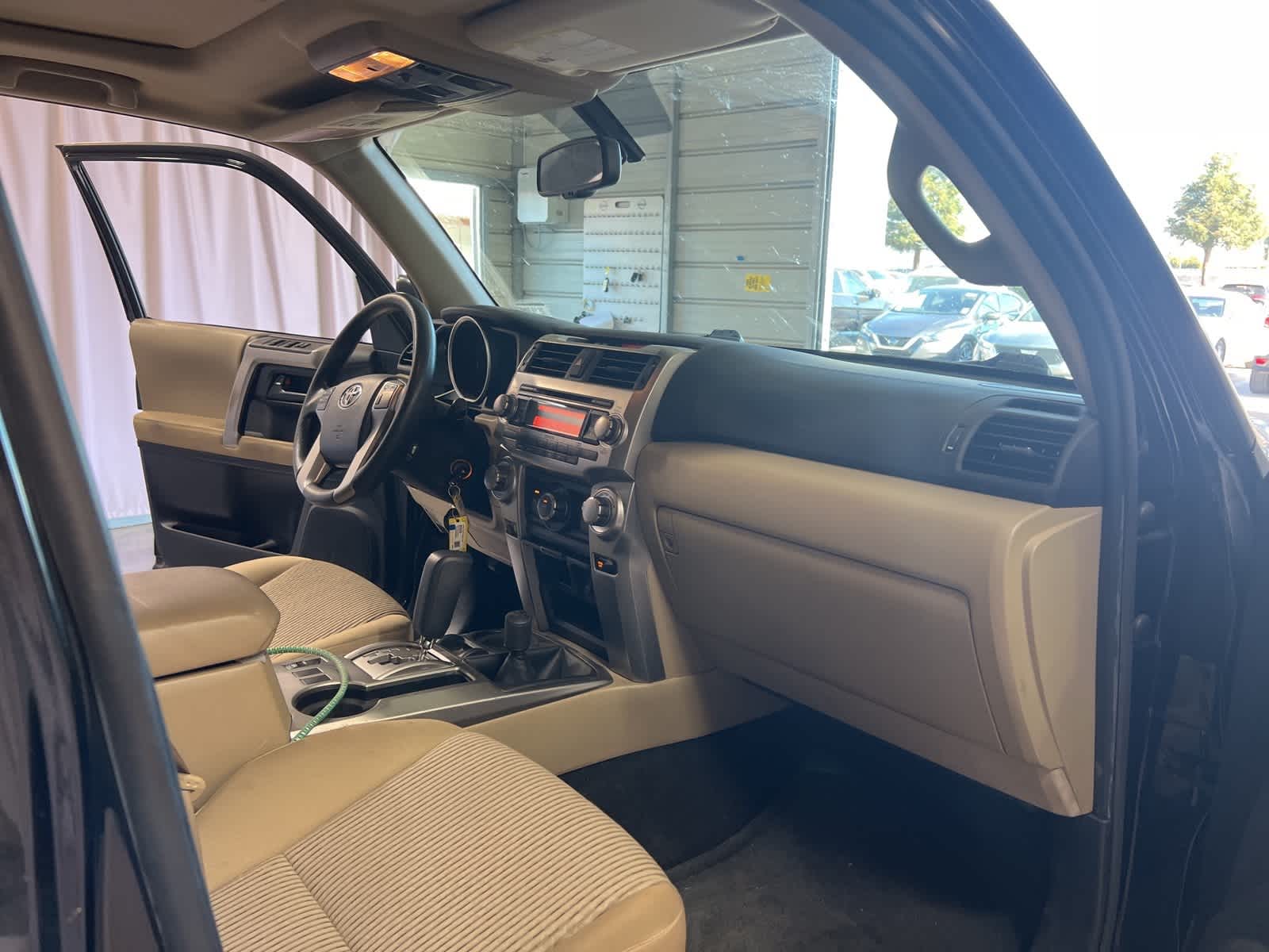 Thumbnail: 2010 Toyota 4Runner - 19