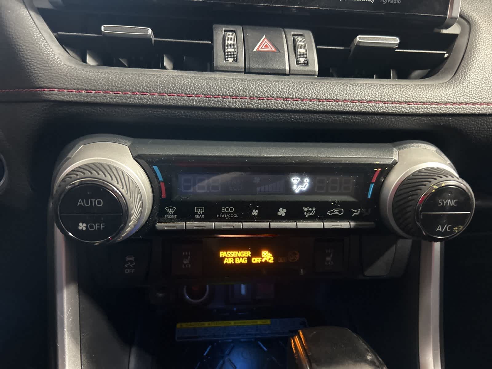 Thumbnail: 2021 Toyota RAV4 - 29