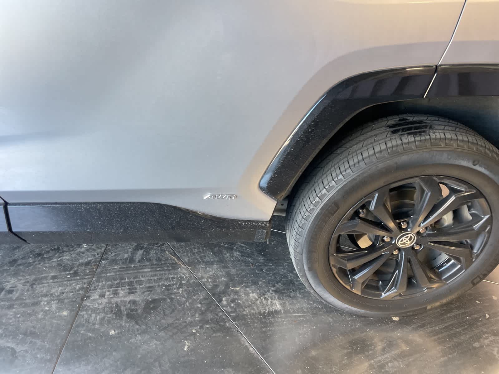 Thumbnail: 2022 Toyota RAV4 - 9