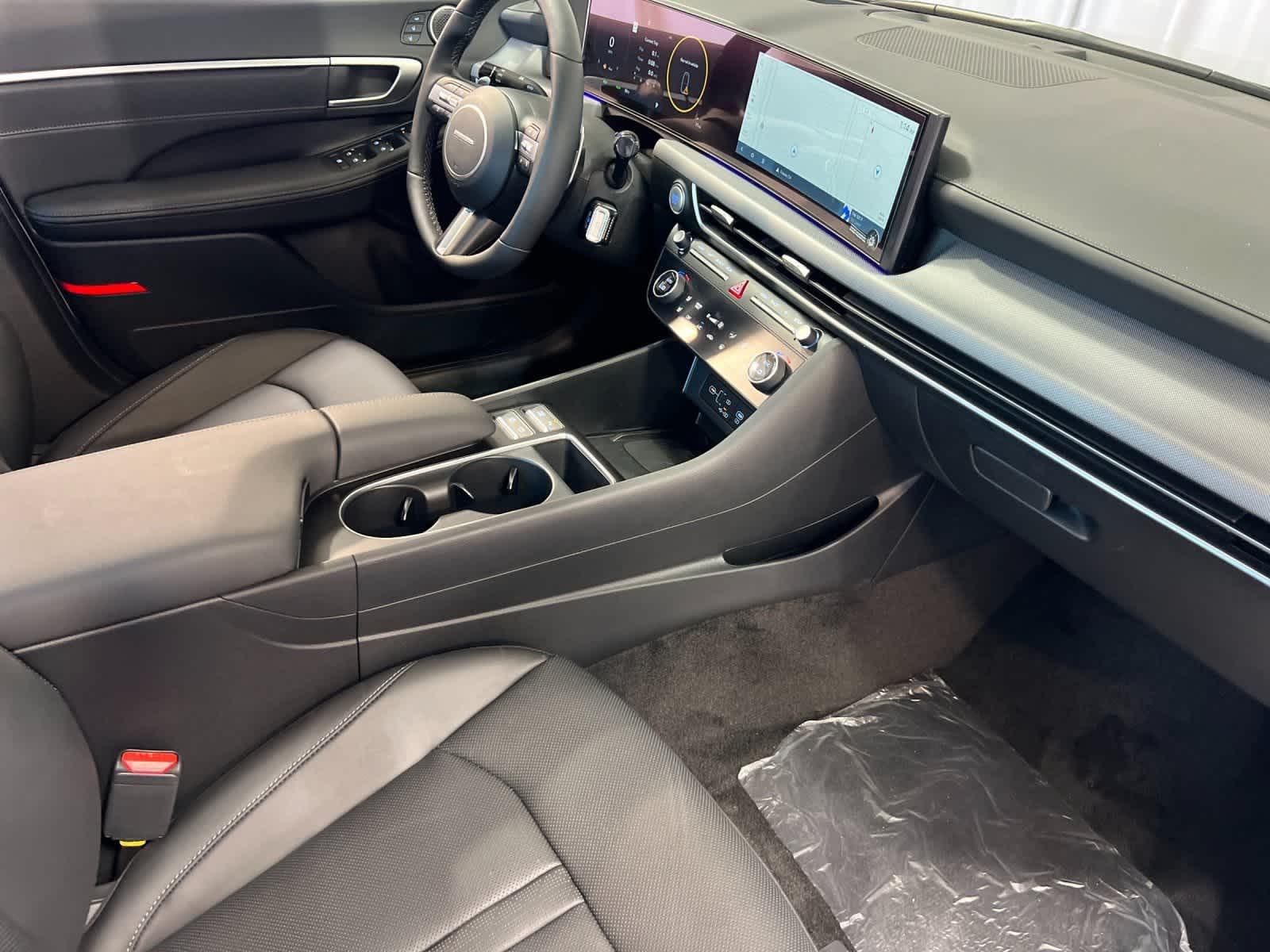 Thumbnail: 2025 Hyundai Sonata - 16