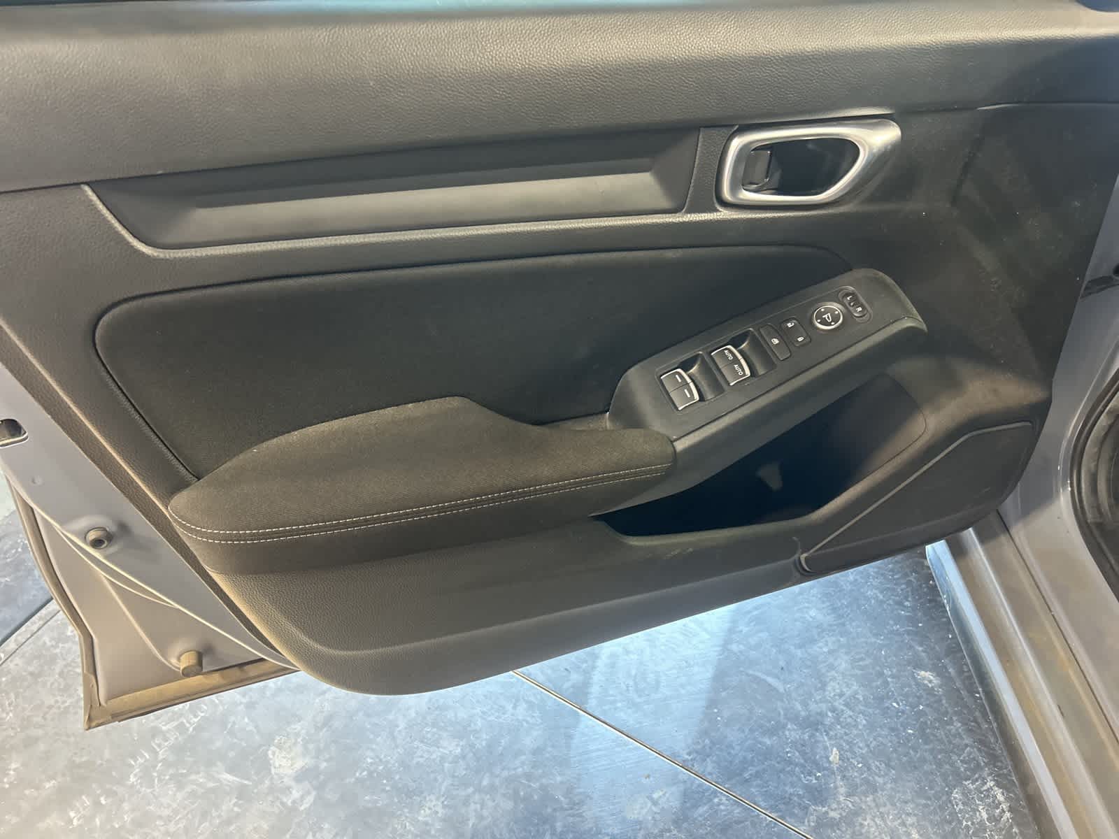 Thumbnail: 2024 Honda Civic - 23