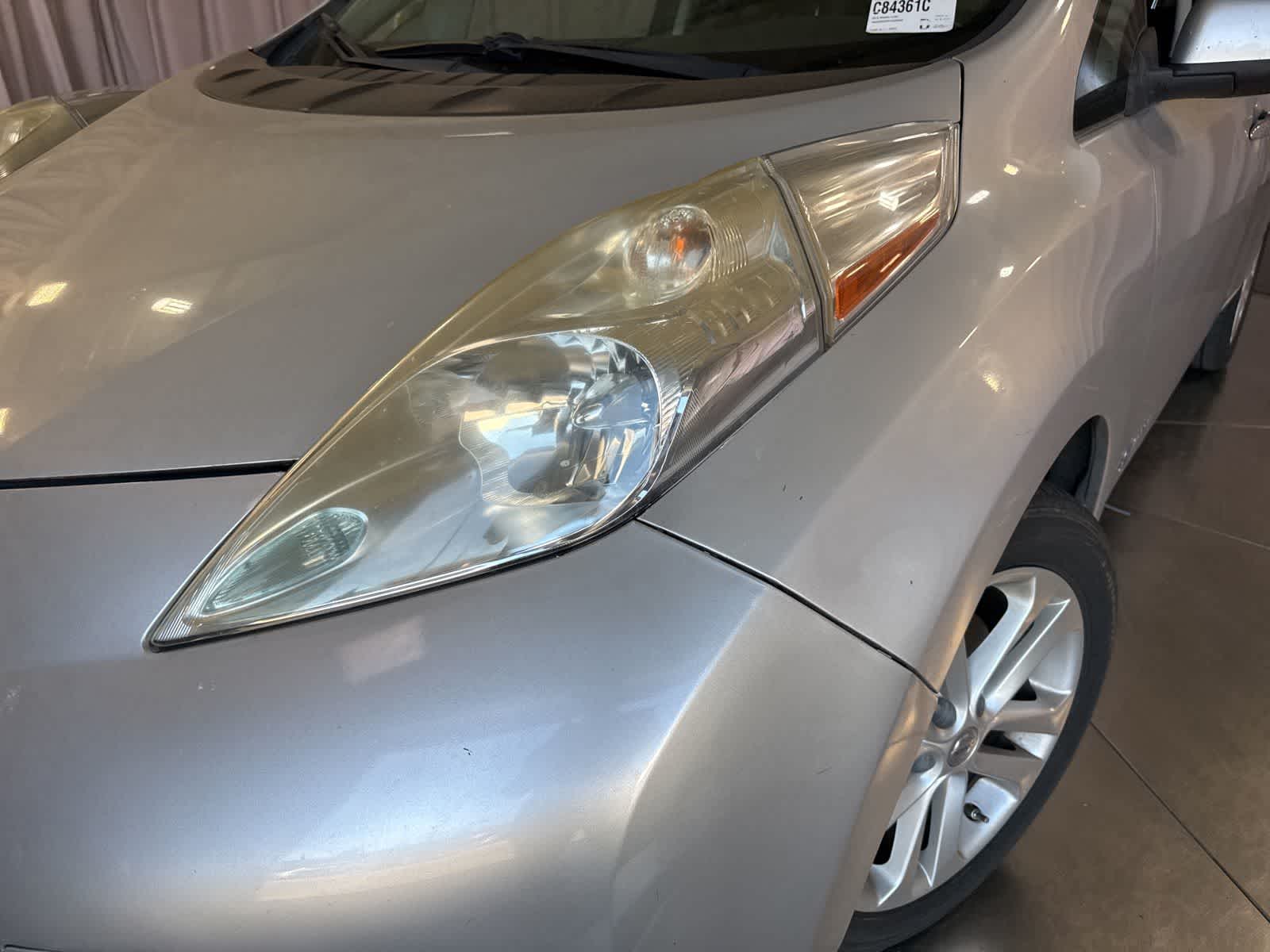 Thumbnail: 2015 Nissan Leaf - 6
