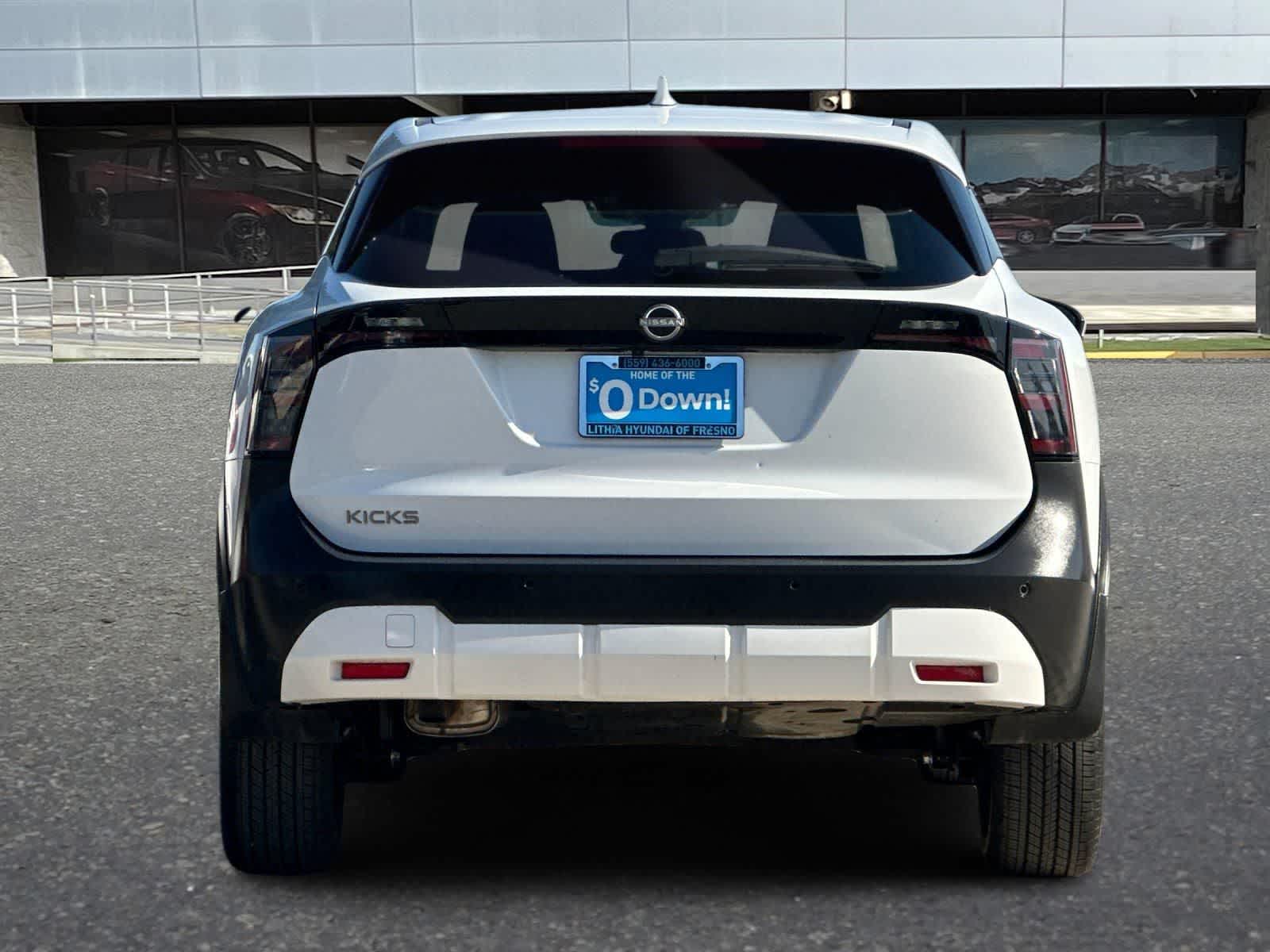 Thumbnail: 2025 Nissan Kicks - 7