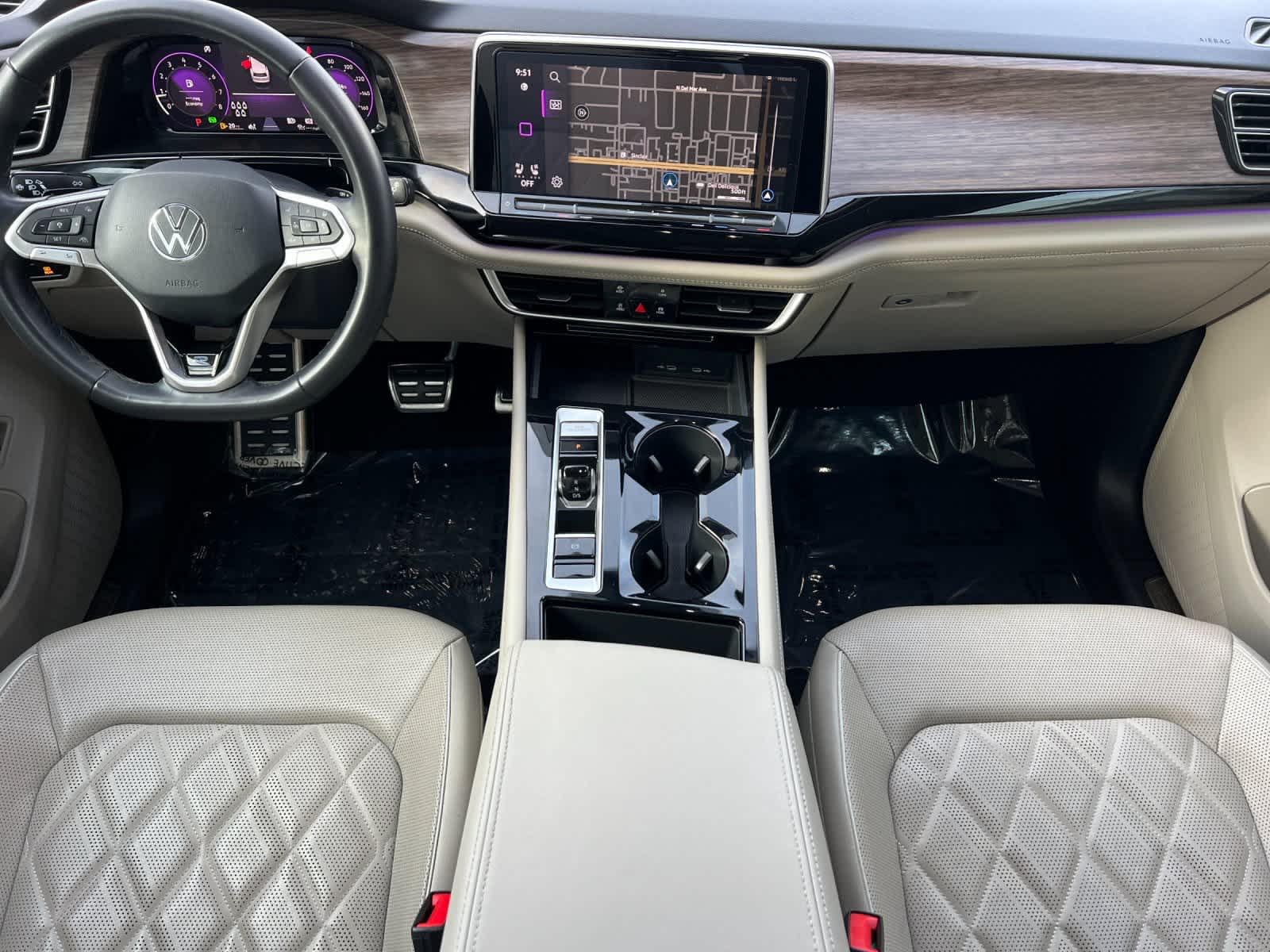 Thumbnail: 2024 Volkswagen Atlas - 3