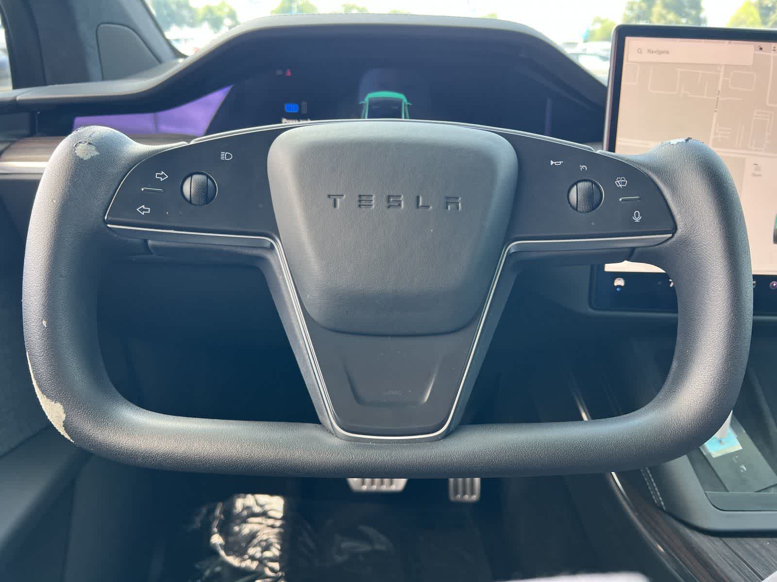 Thumbnail: 2023 Tesla Model X - 22