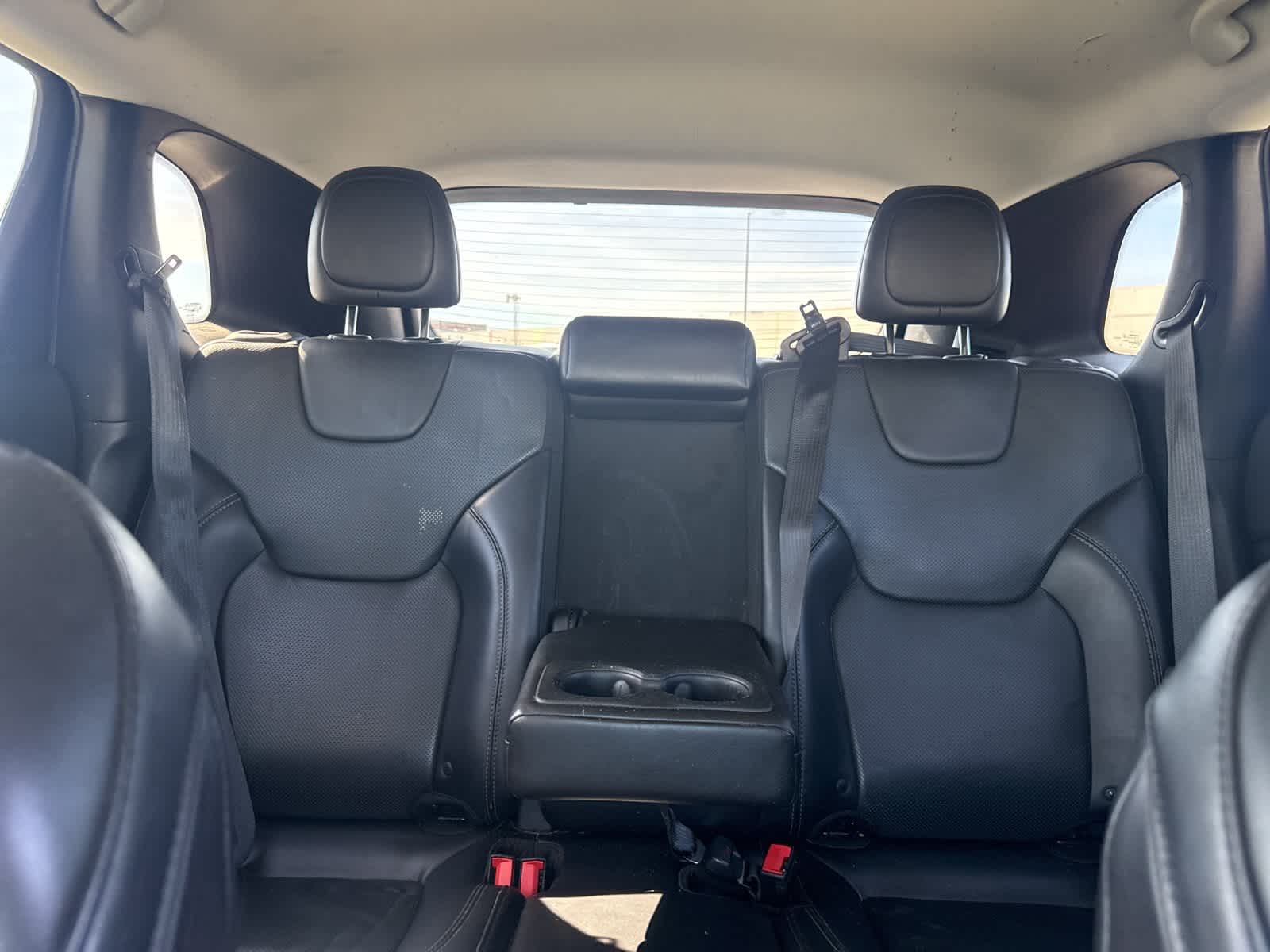 Thumbnail: 2019 Jeep Cherokee - 18