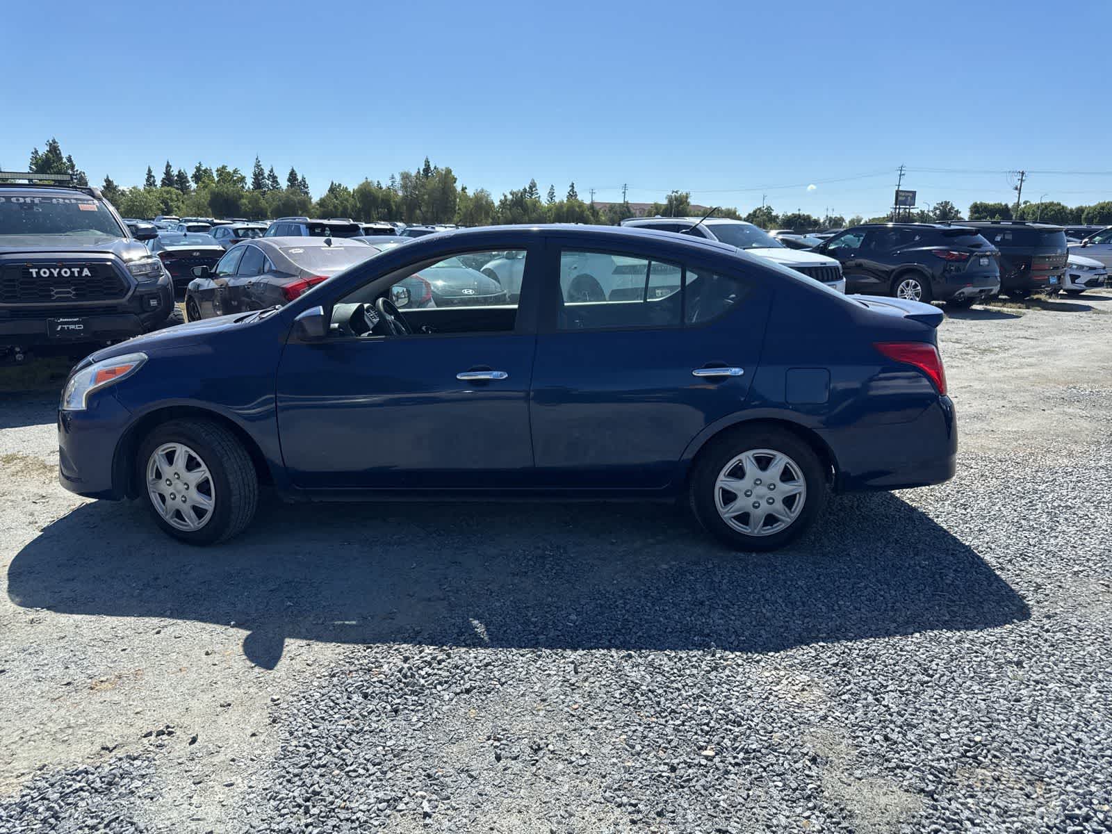Thumbnail: 2019 Nissan Versa - 8