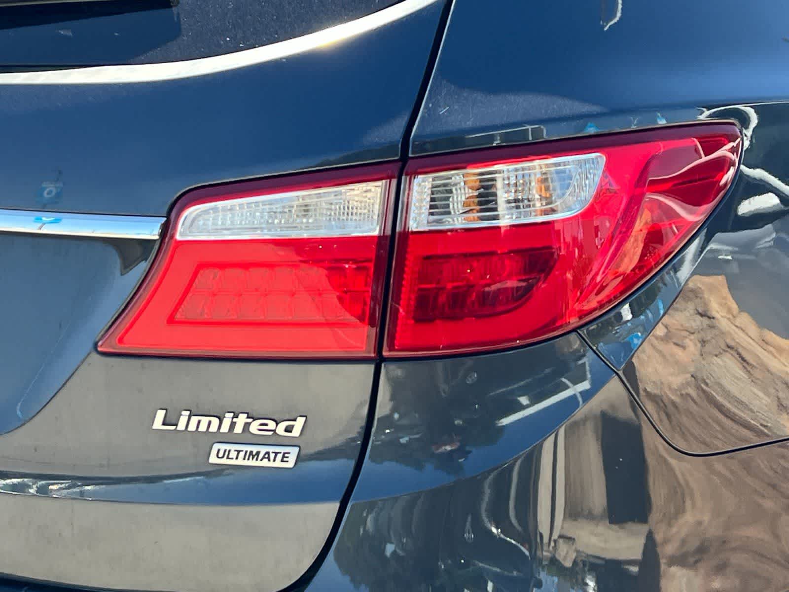 Thumbnail: 2015 Hyundai Santa Fe - 29