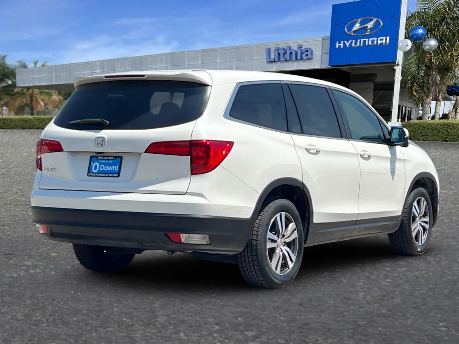 Thumbnail: 2018 Honda Pilot - 2