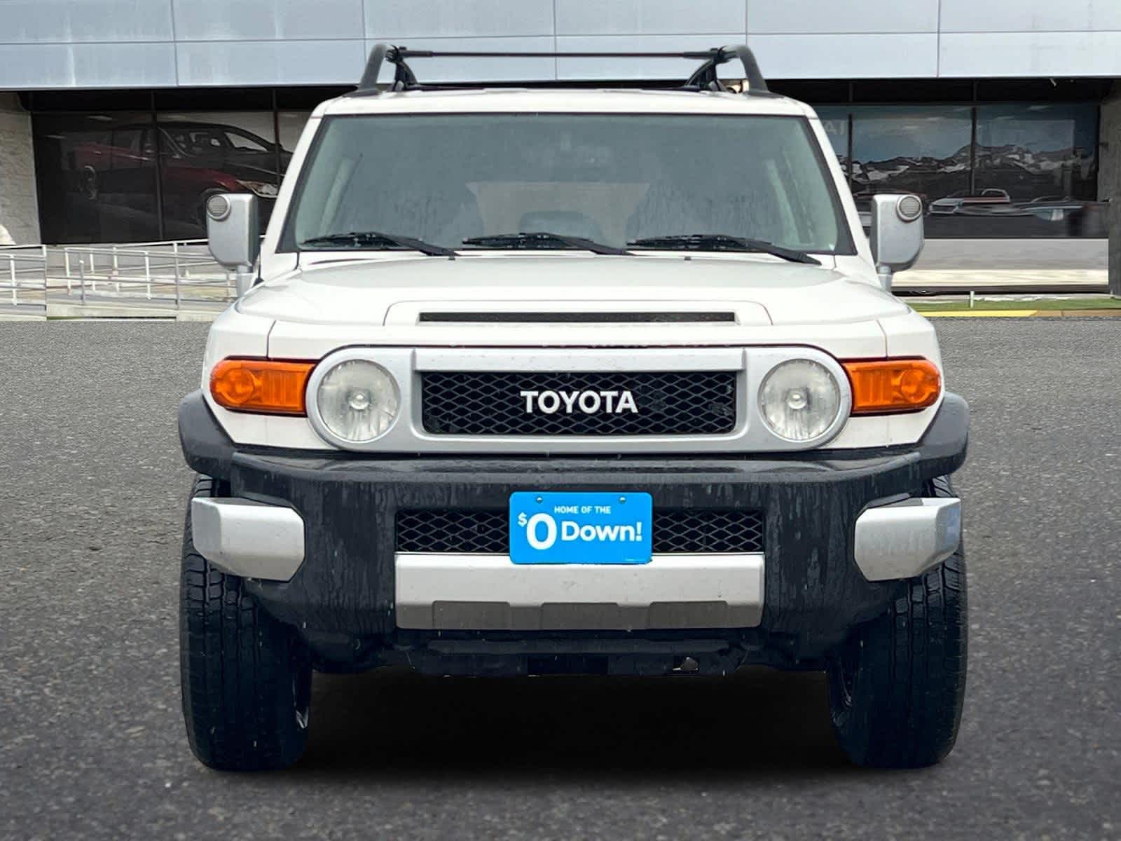 Thumbnail: 2013 Toyota FJ Cruiser - 10