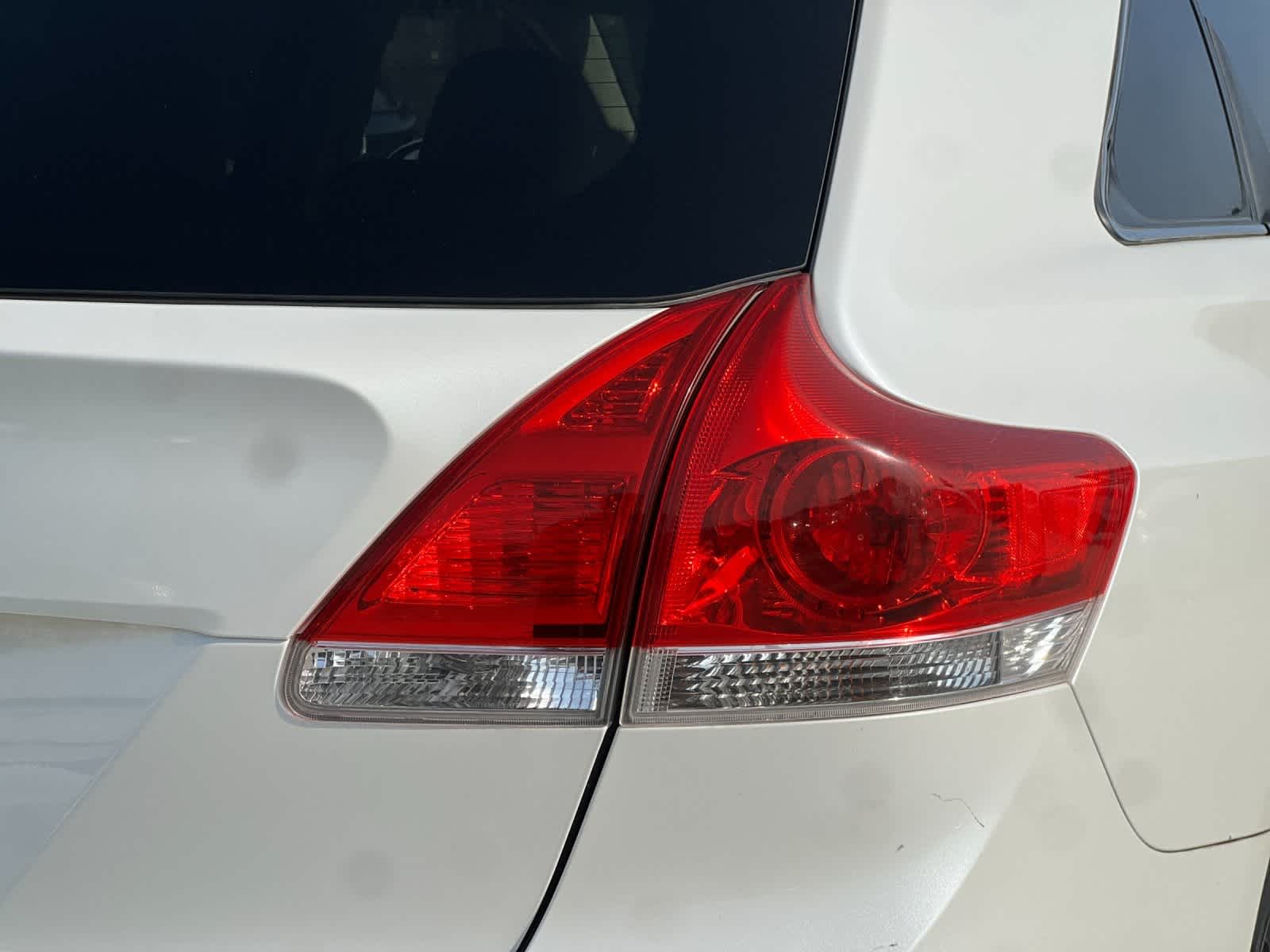 Thumbnail: 2011 Toyota Venza - 28