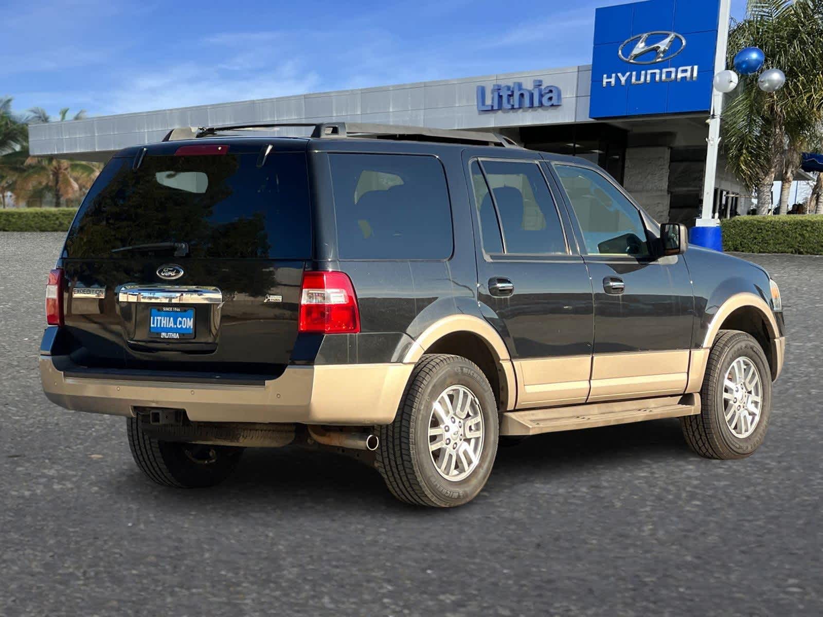 2013 Ford Expedition XLT 2