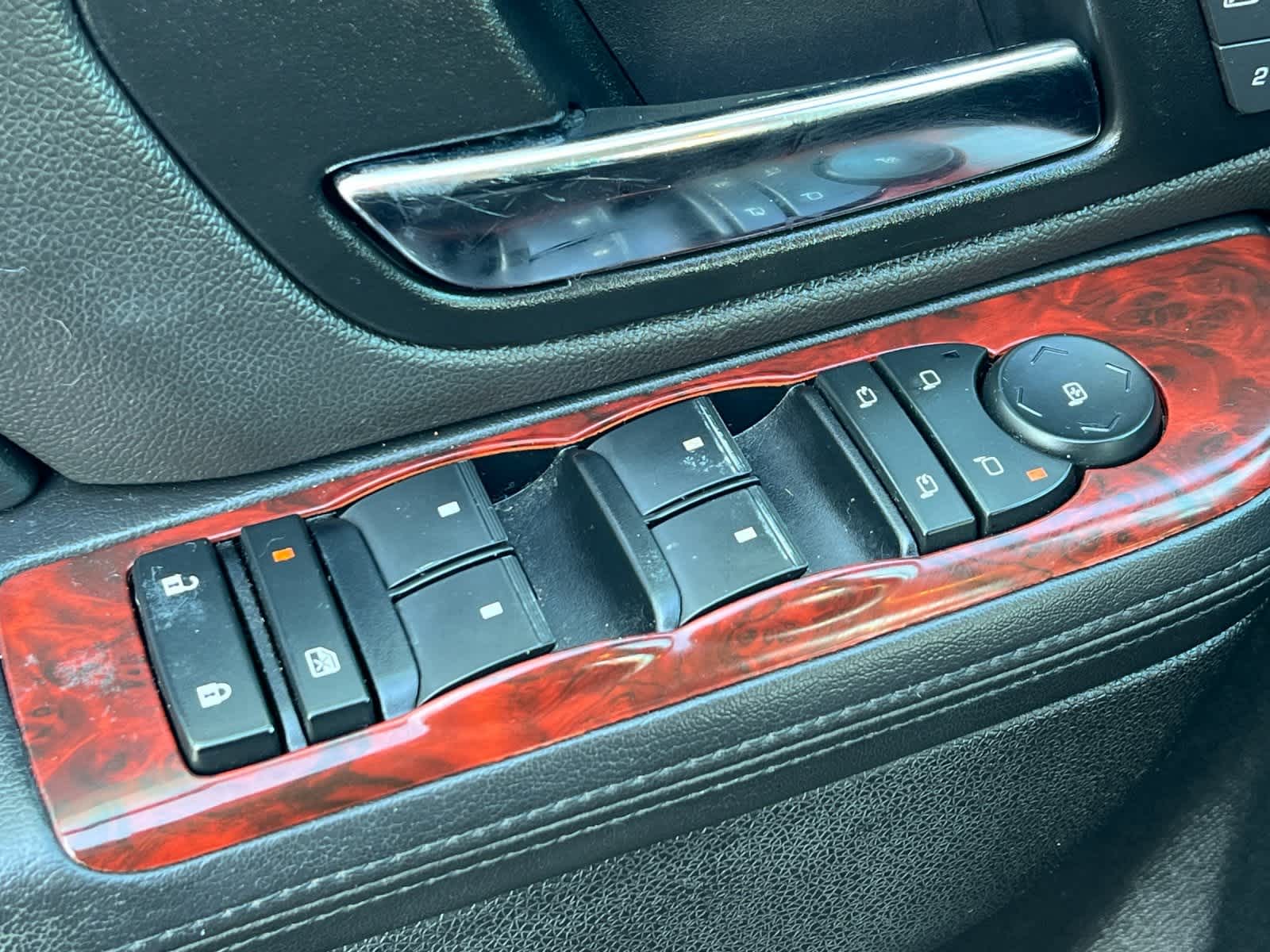 Thumbnail: 2014 Cadillac Escalade - 14