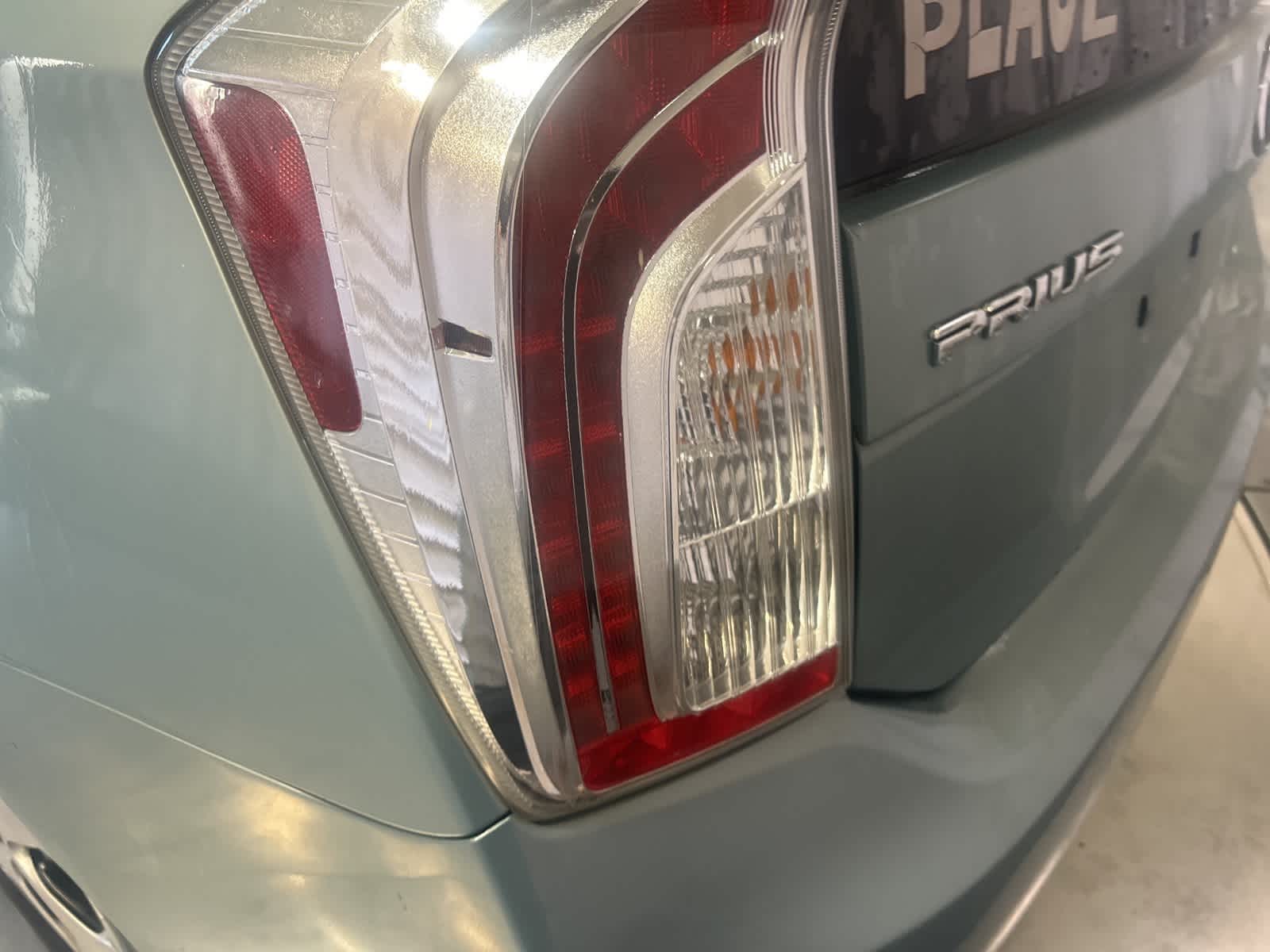 Thumbnail: 2012 Toyota Prius - 14