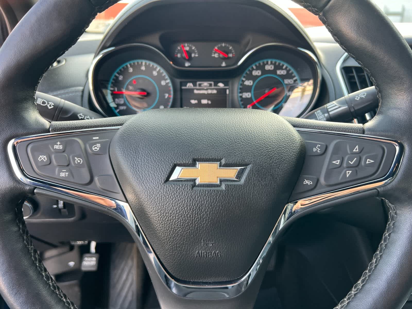 Thumbnail: 2017 Chevrolet Cruze - 22