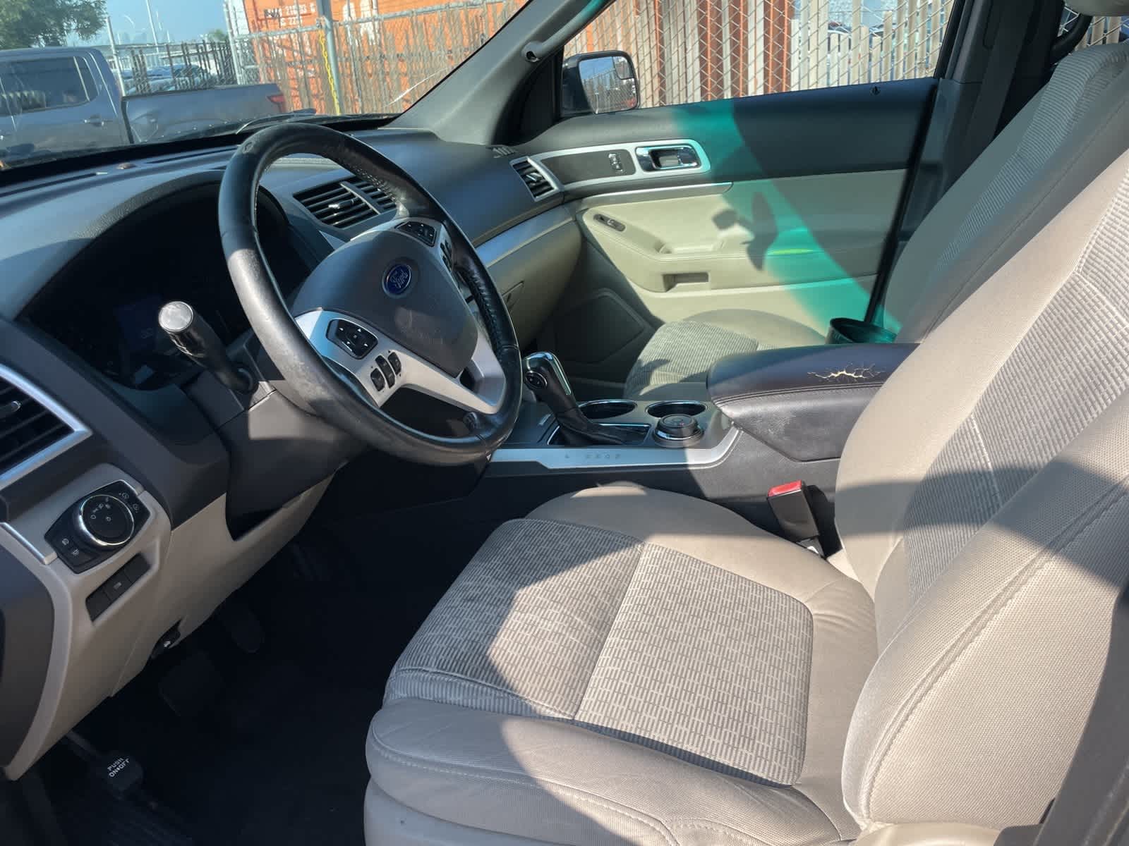 Thumbnail: 2013 Ford Explorer - 24