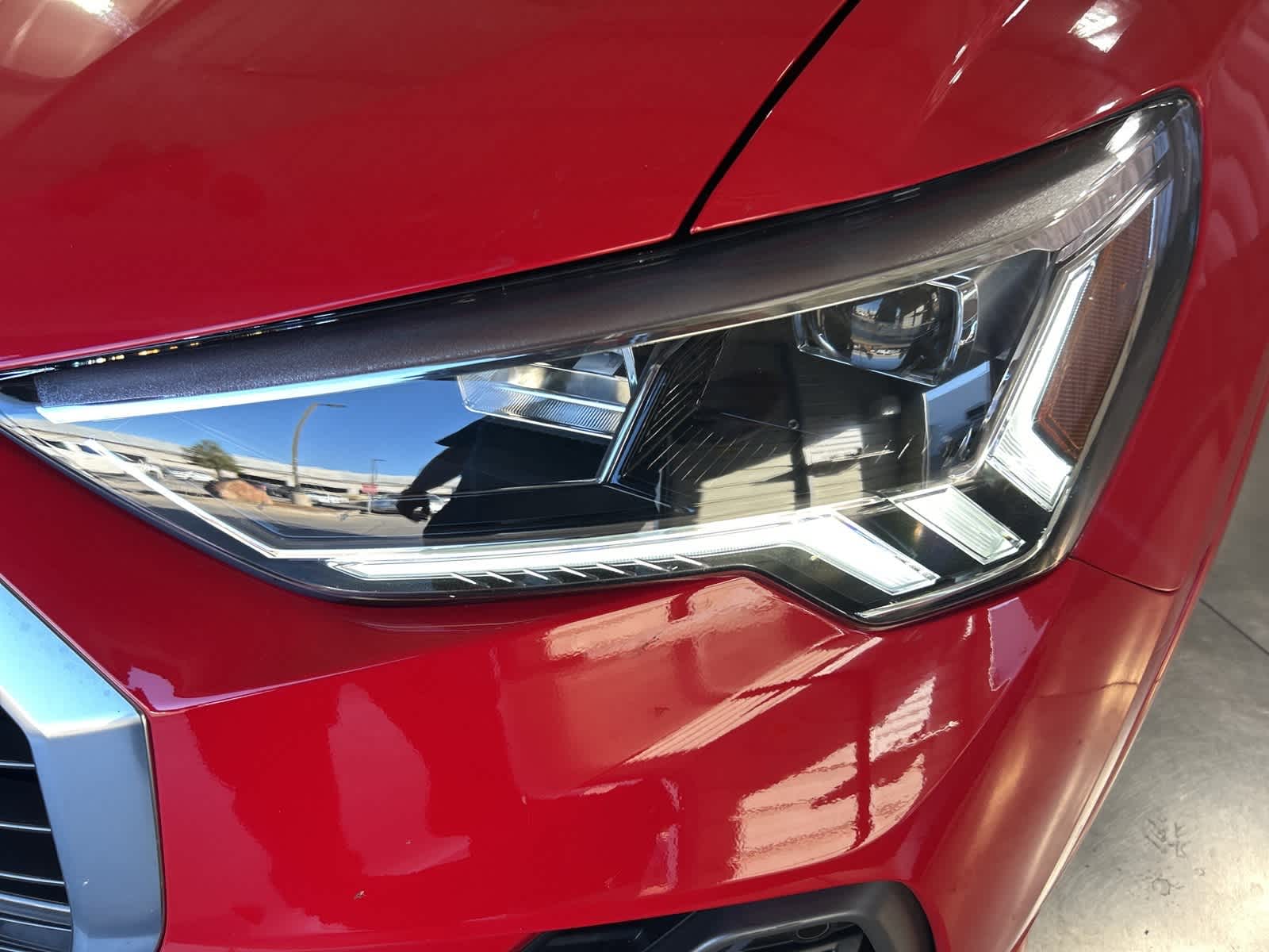 2025 Audi Q3 45 TFSI S line Premium photo 2