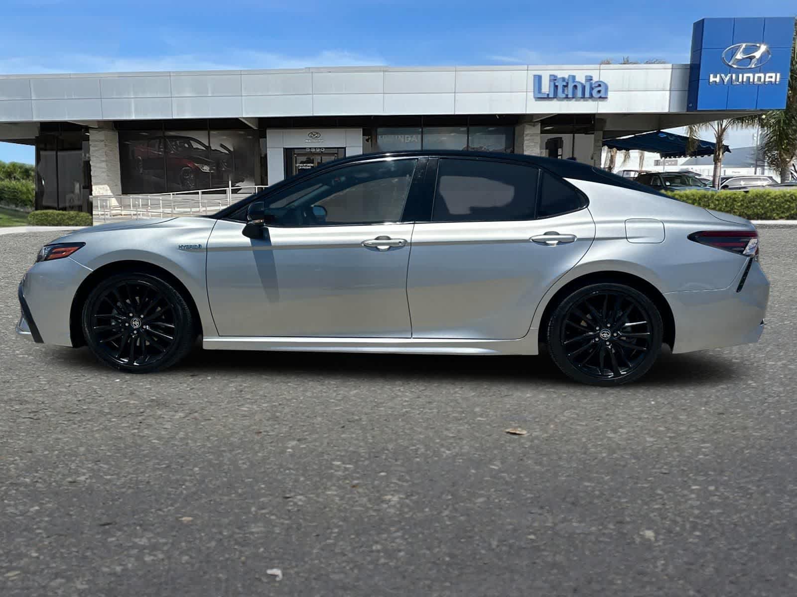Thumbnail: 2021 Toyota Camry - 6