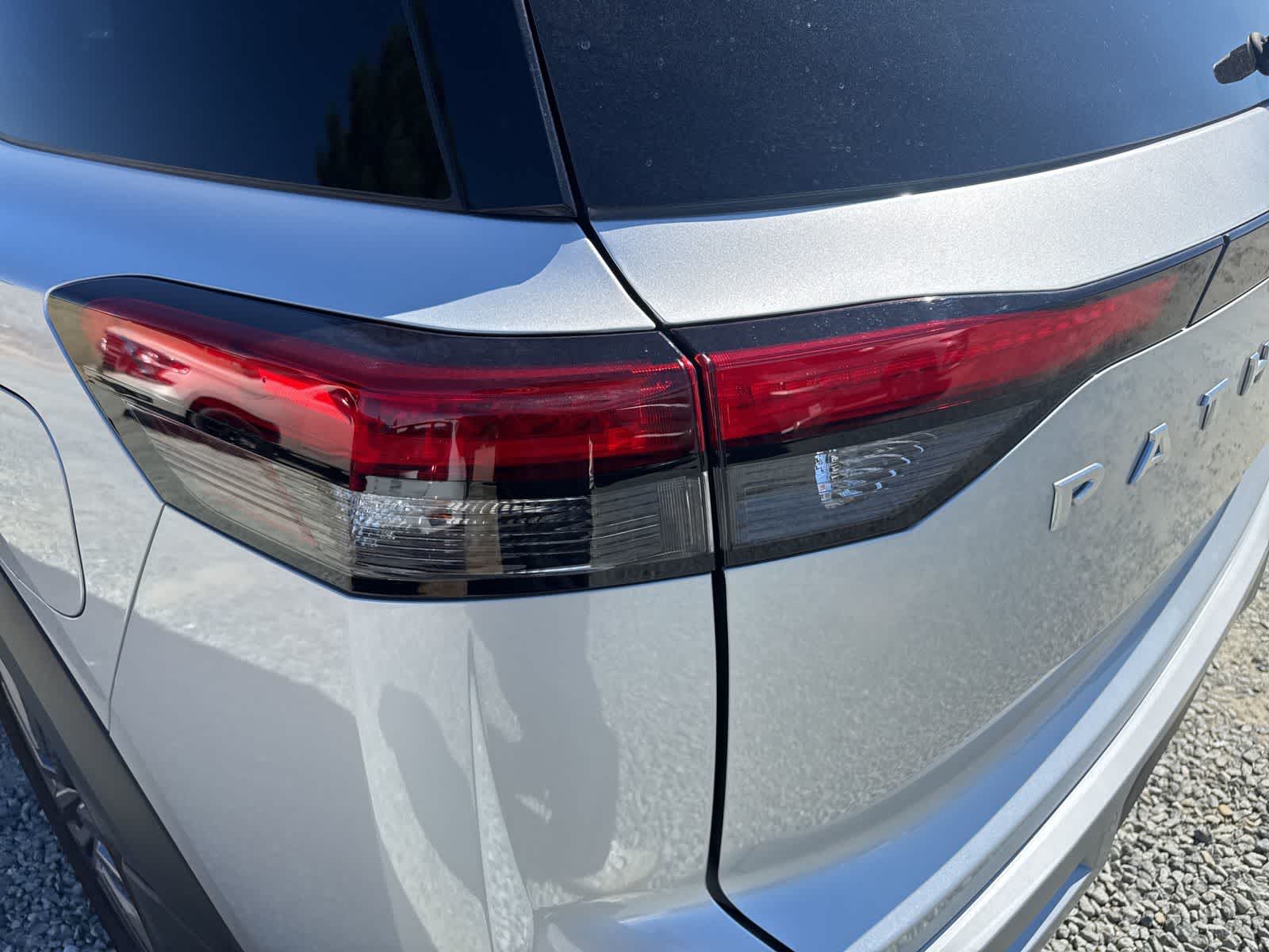 Thumbnail: 2025 Nissan Pathfinder - 12