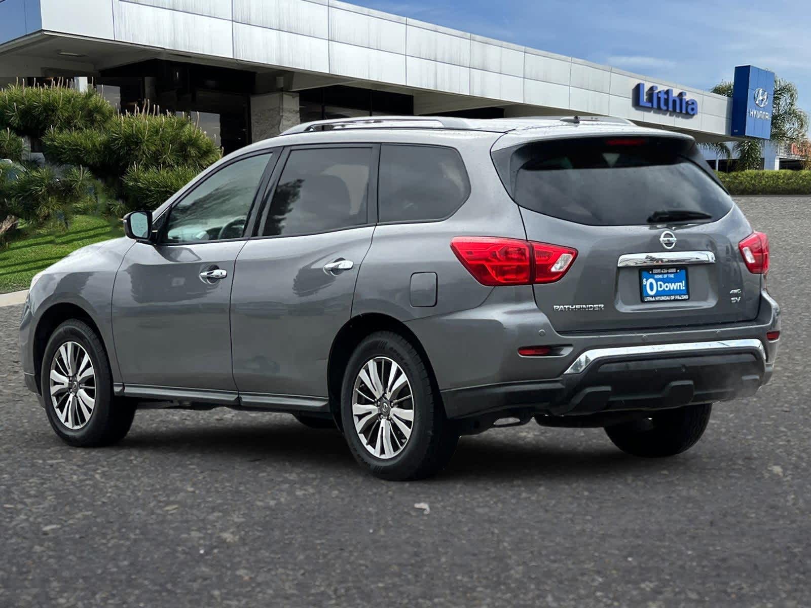 Thumbnail: 2018 Nissan Pathfinder - 6