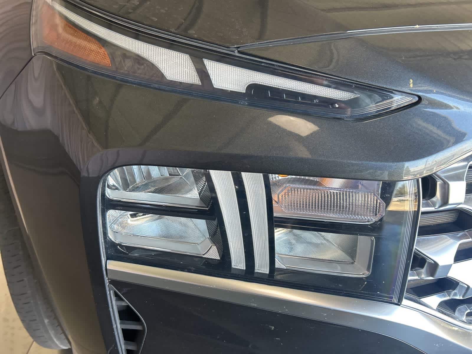 Thumbnail: 2022 Hyundai Santa Fe - 4