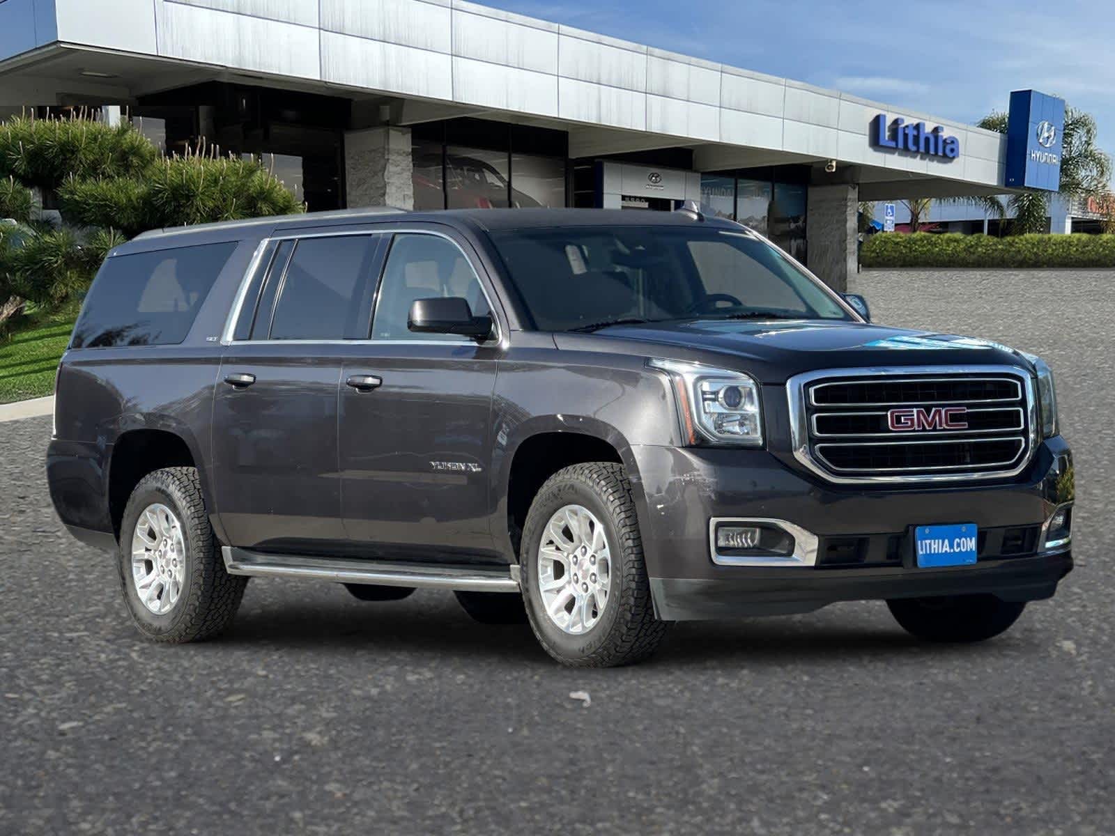 Thumbnail: 2017 GMC Yukon XL - 9