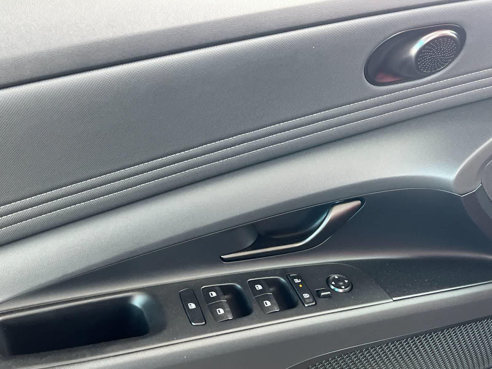 Thumbnail: 2026 Hyundai Elantra - 13