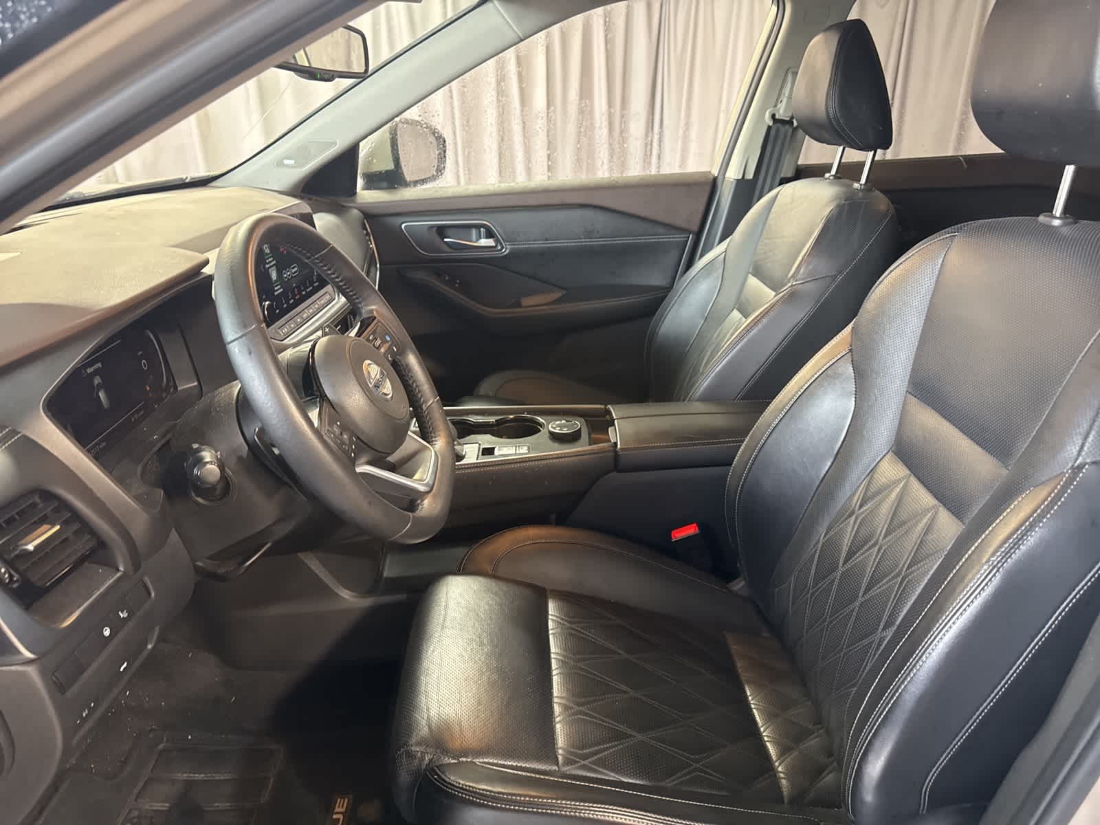 Thumbnail: 2021 Nissan Rogue - 20