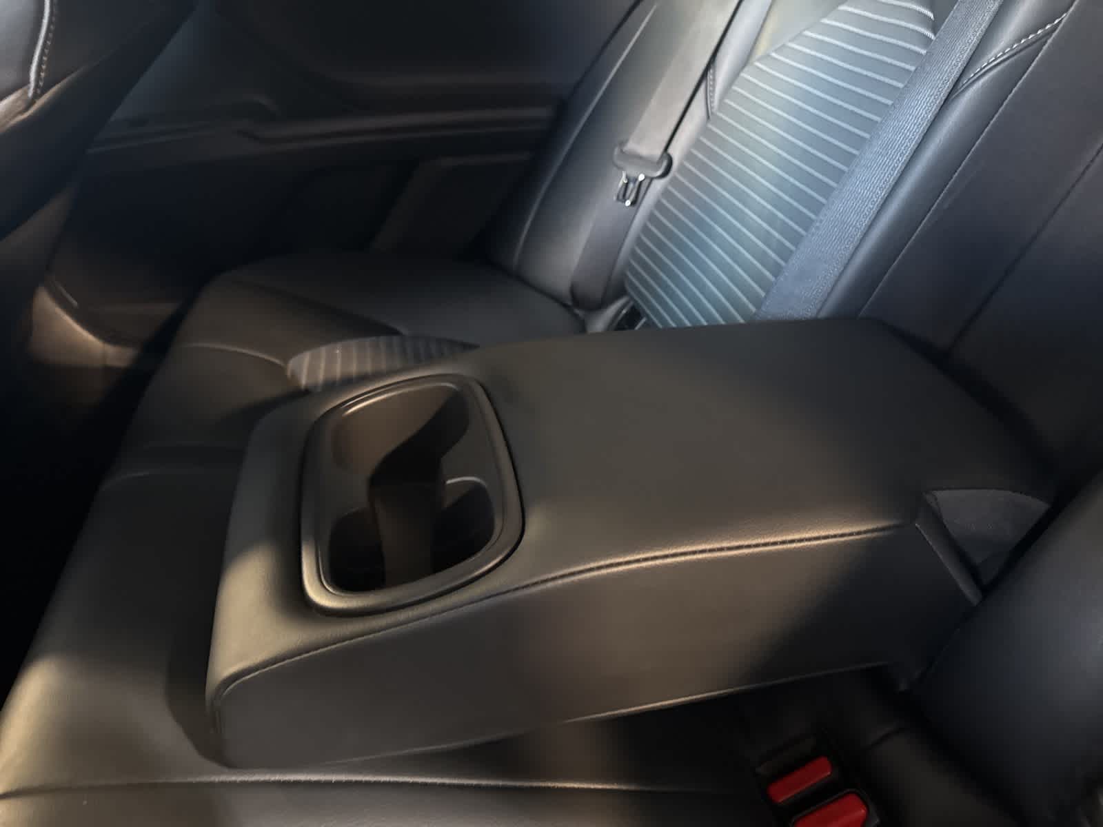 Thumbnail: 2021 Toyota Camry - 16