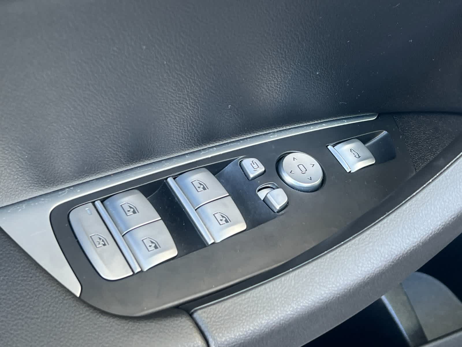 Thumbnail: 2022 BMW X3 - 13