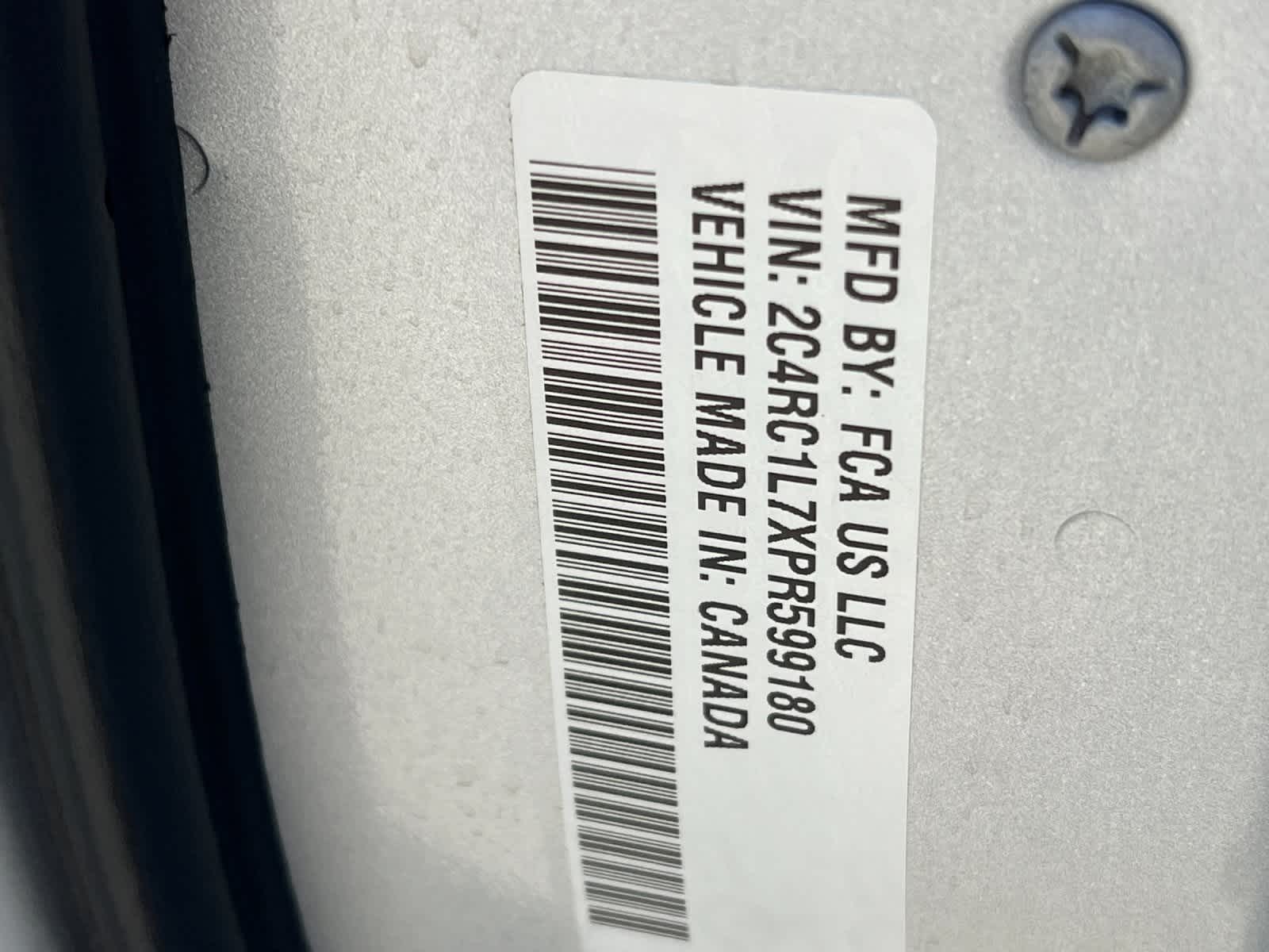 Thumbnail: 2023 Chrysler Pacifica - 33