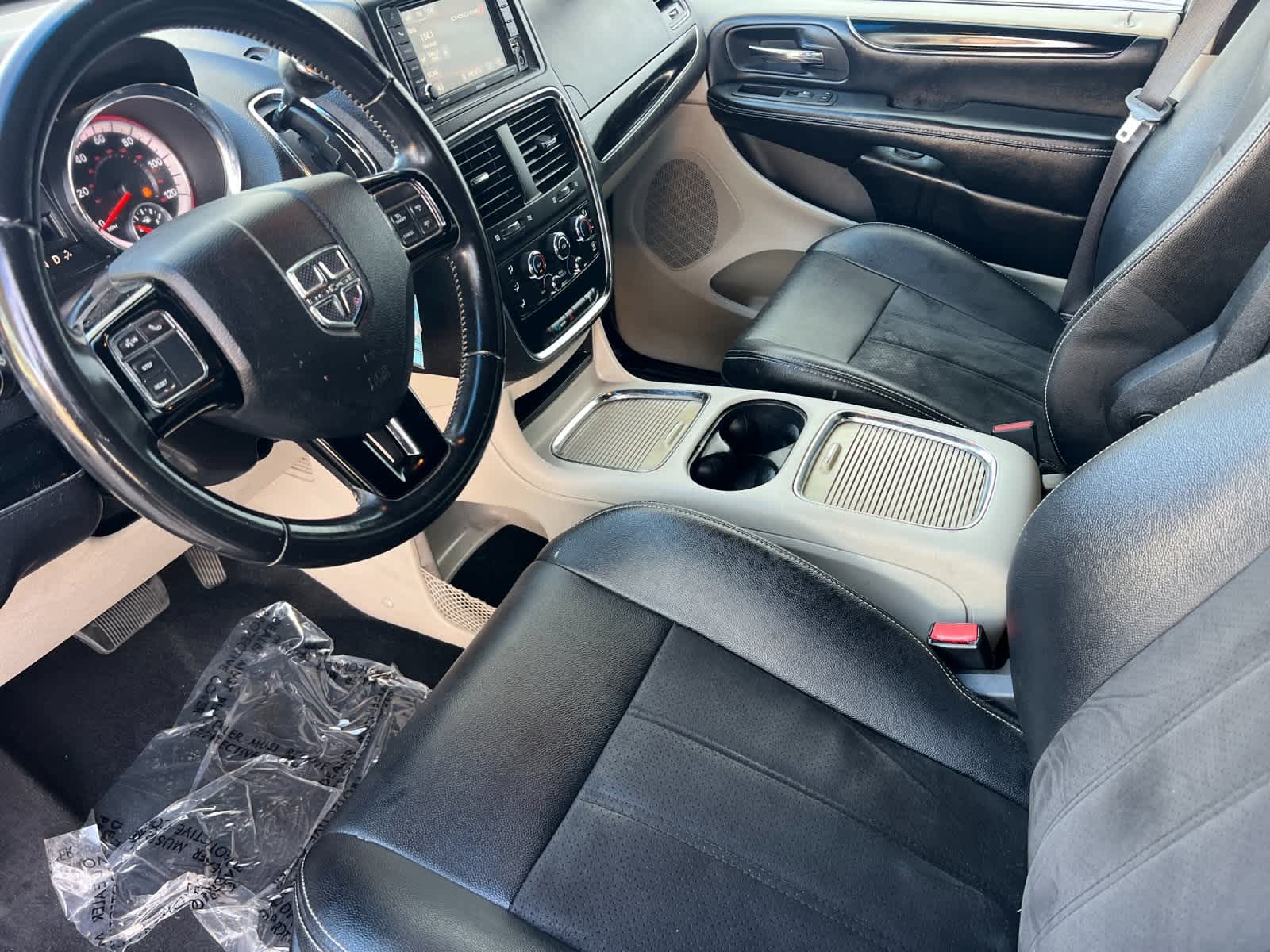 Thumbnail: 2019 Dodge Grand Caravan - 11