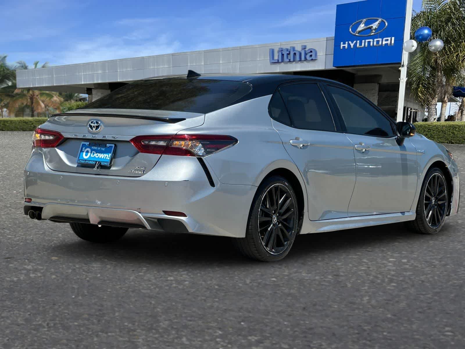Thumbnail: 2021 Toyota Camry - 3