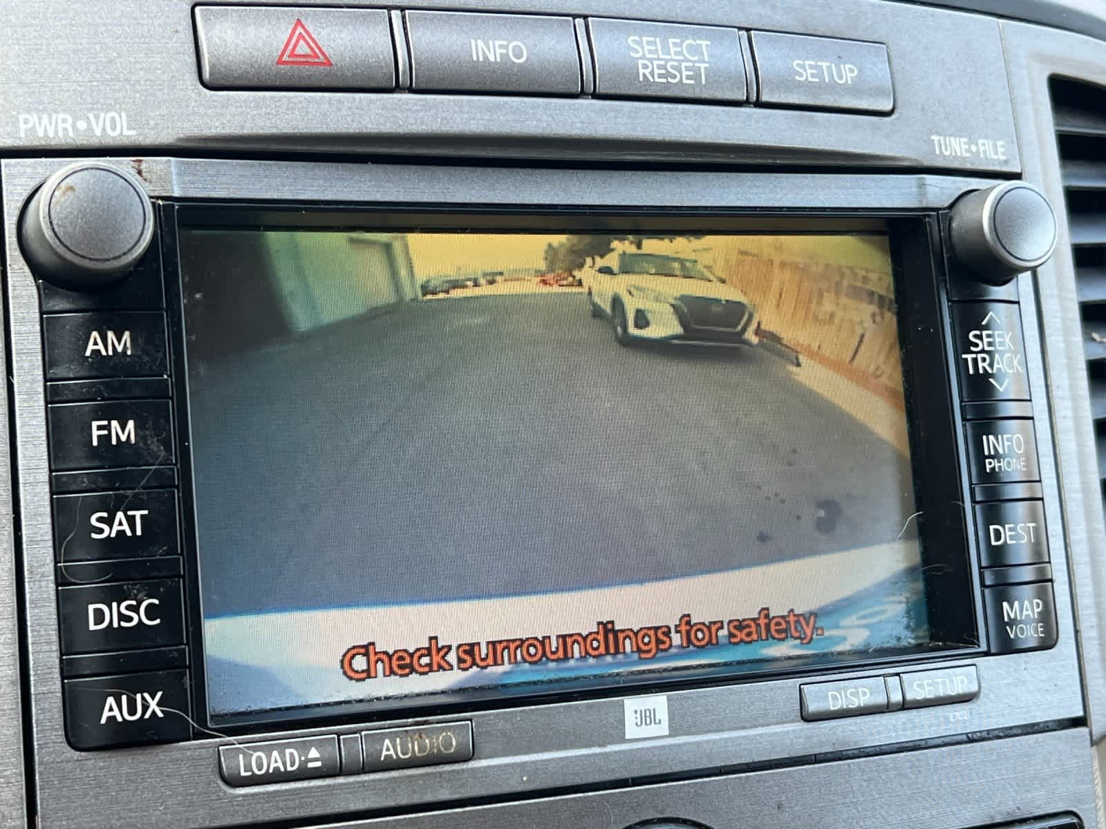 Thumbnail: 2011 Toyota Venza - 21