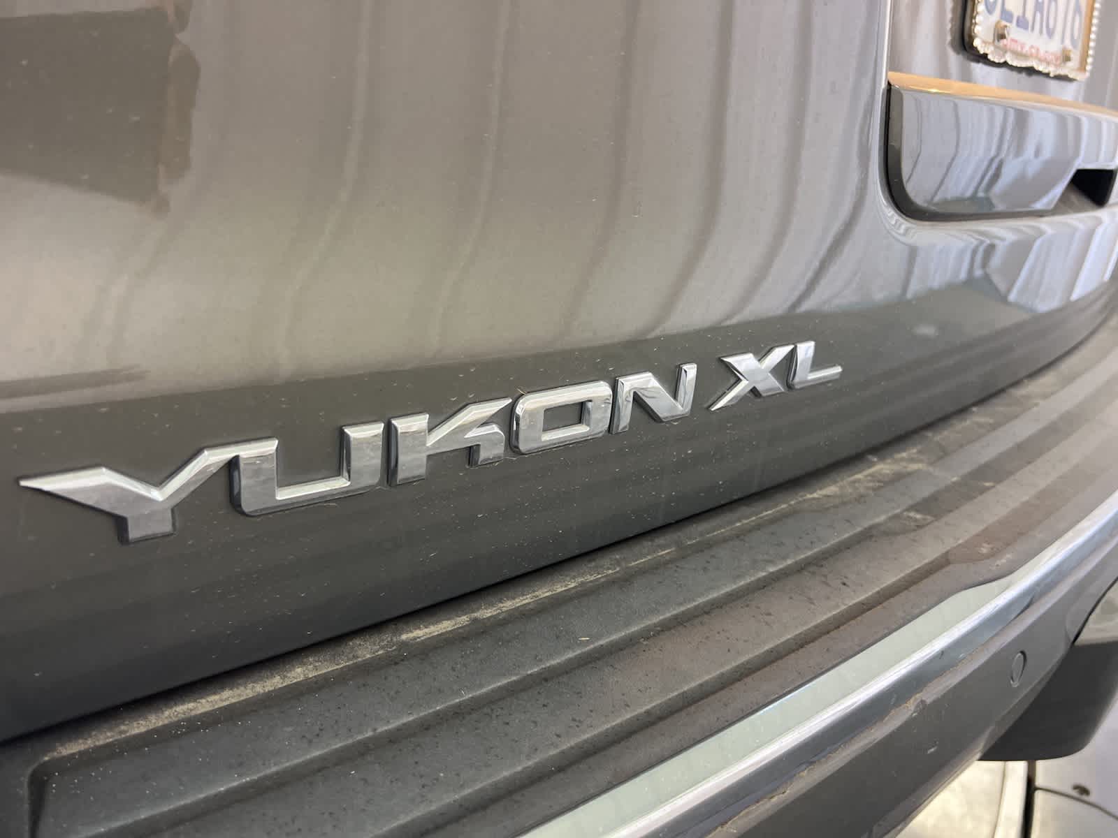 Thumbnail: 2018 GMC Yukon XL - 10