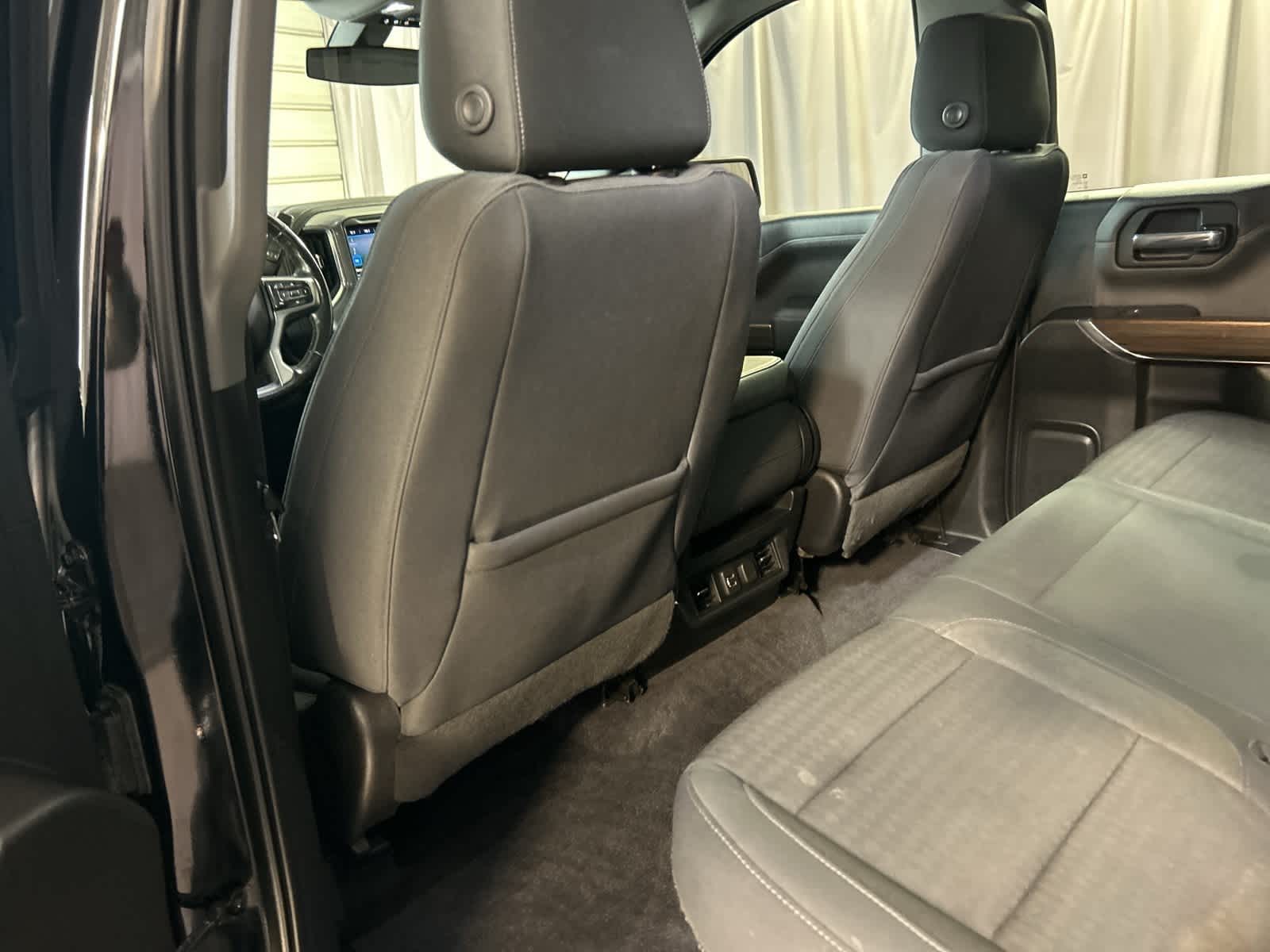 Thumbnail: 2019 Chevrolet Silverado 1500 - 19