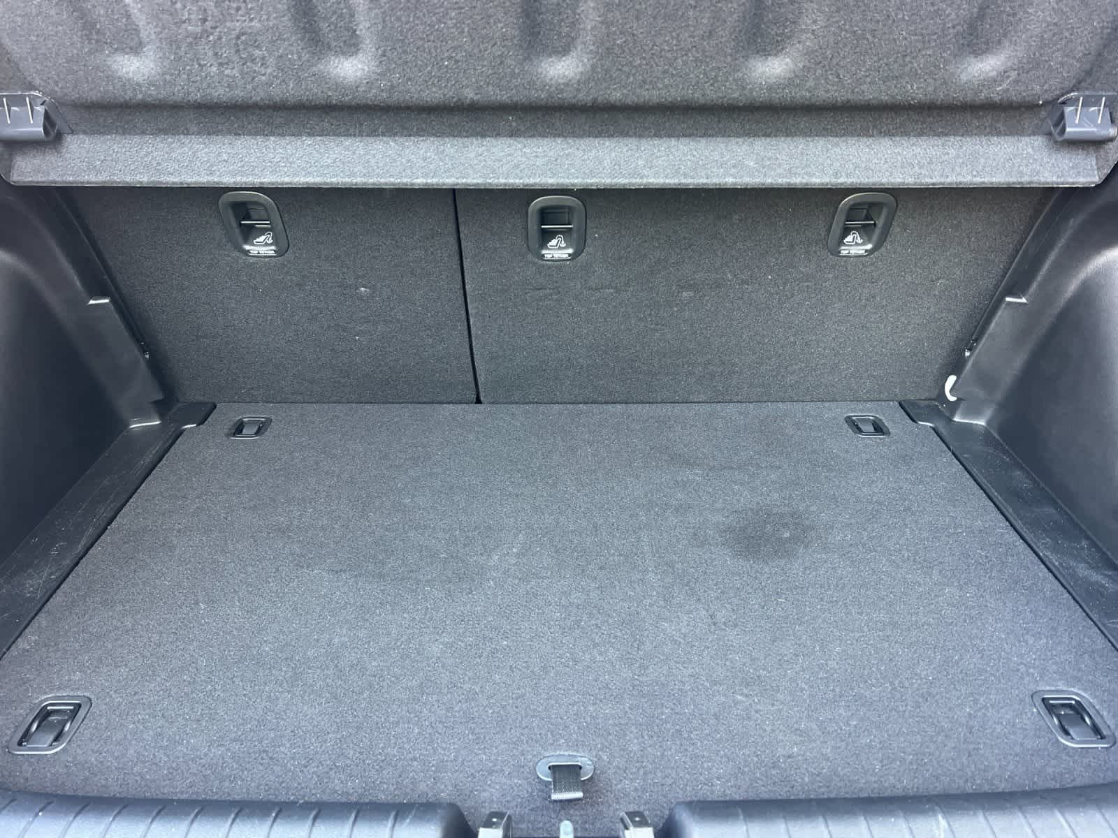 Thumbnail: 2024 Hyundai Venue - 16