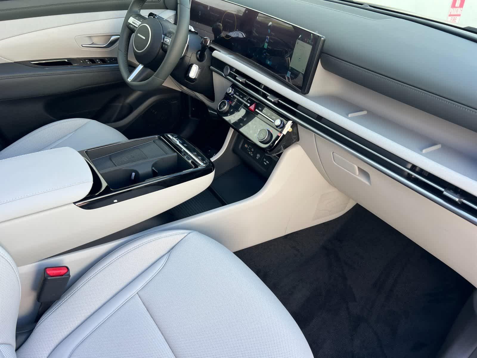 Thumbnail: 2025 Hyundai Tucson - 16