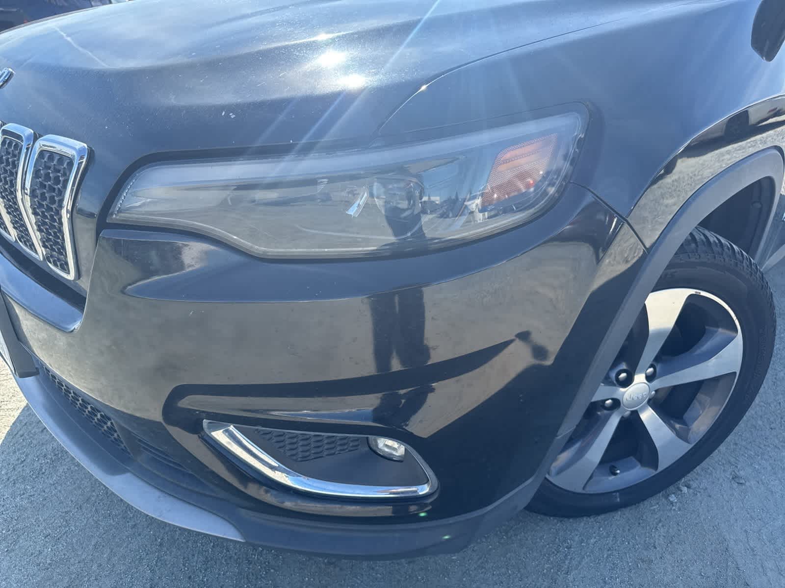 Thumbnail: 2019 Jeep Cherokee - 9