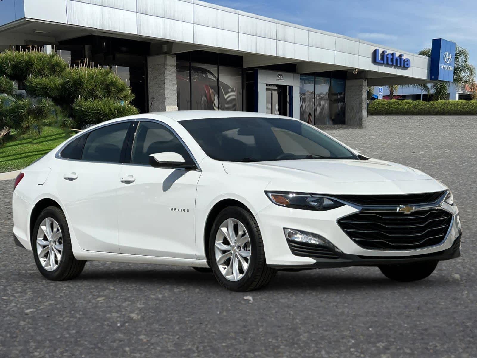 Thumbnail: 2023 Chevrolet Malibu - 9