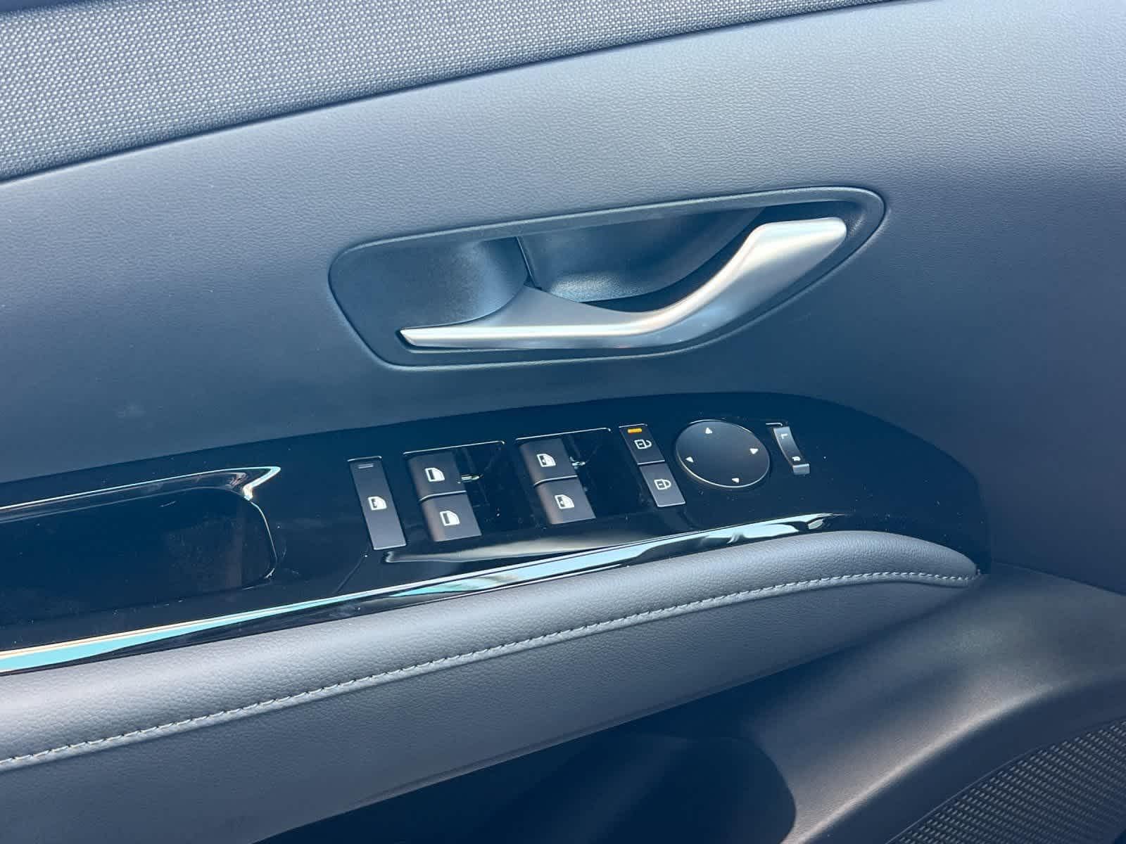 Thumbnail: 2025 Hyundai Tucson - 12