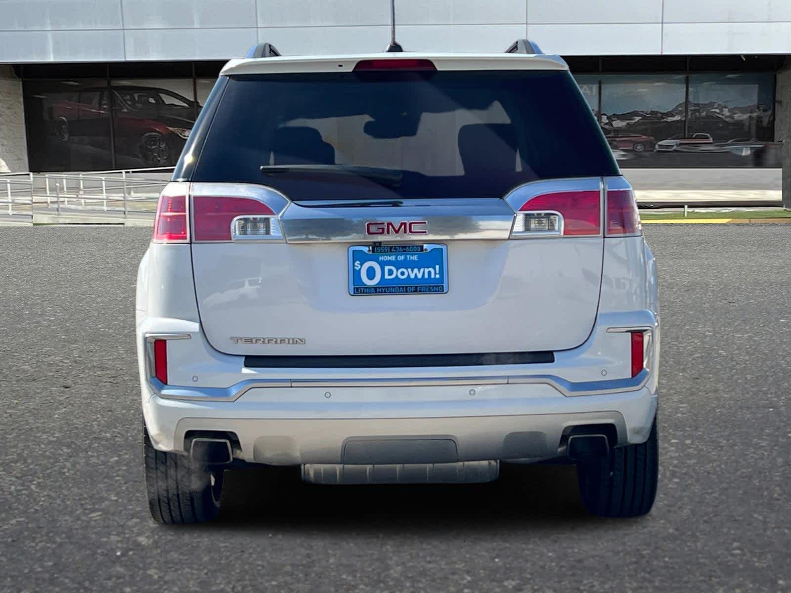 Thumbnail: 2017 GMC Terrain - 8