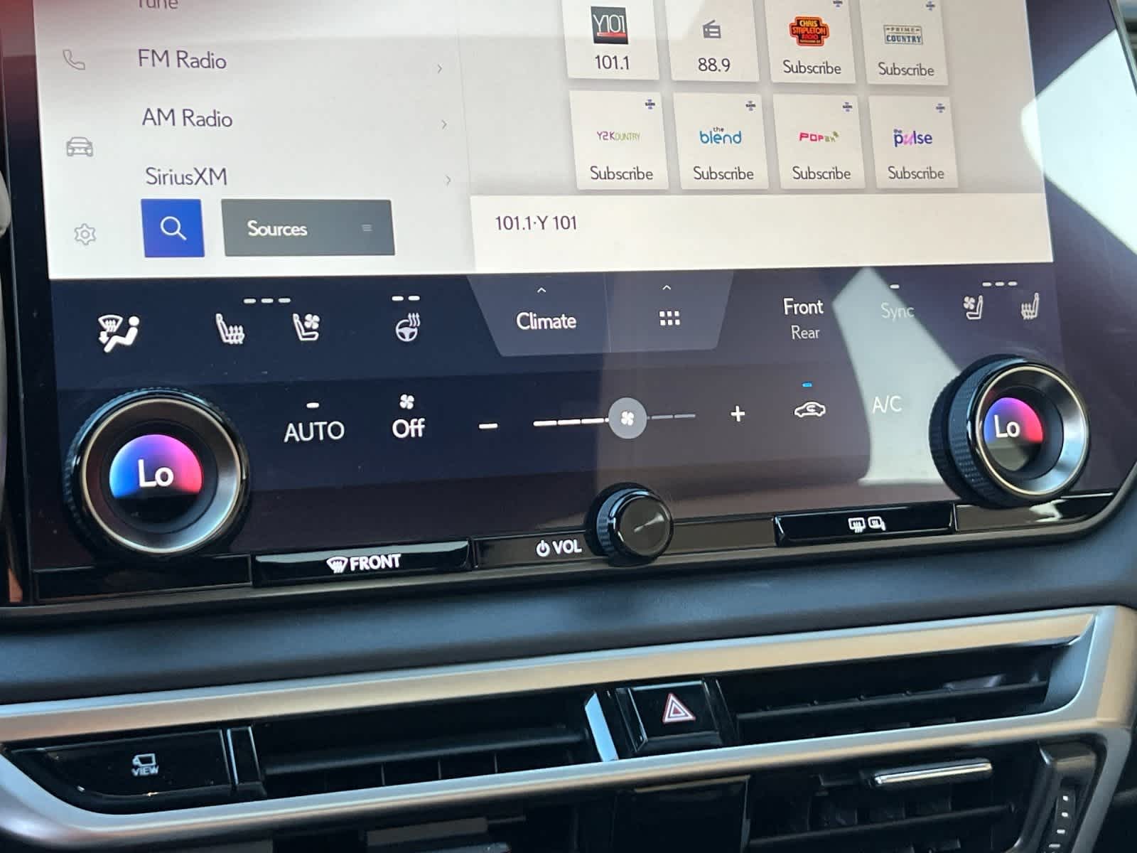 Thumbnail: 2023 Lexus RX - 20