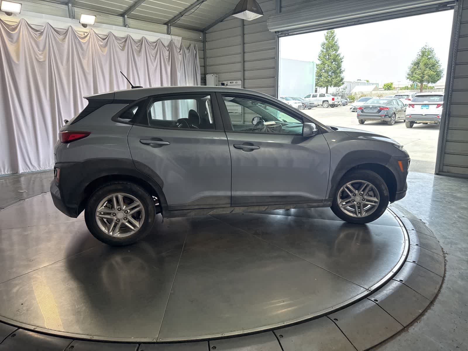 Thumbnail: 2021 Hyundai Kona - 2